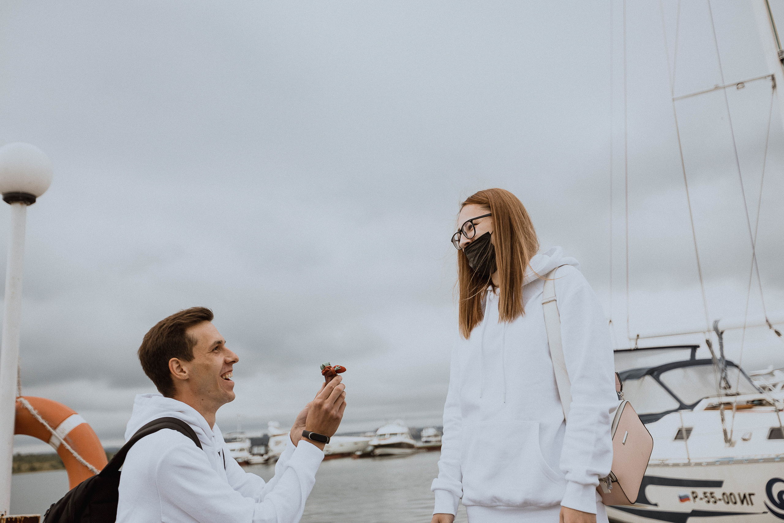 «а дома нельзя было остаться?»