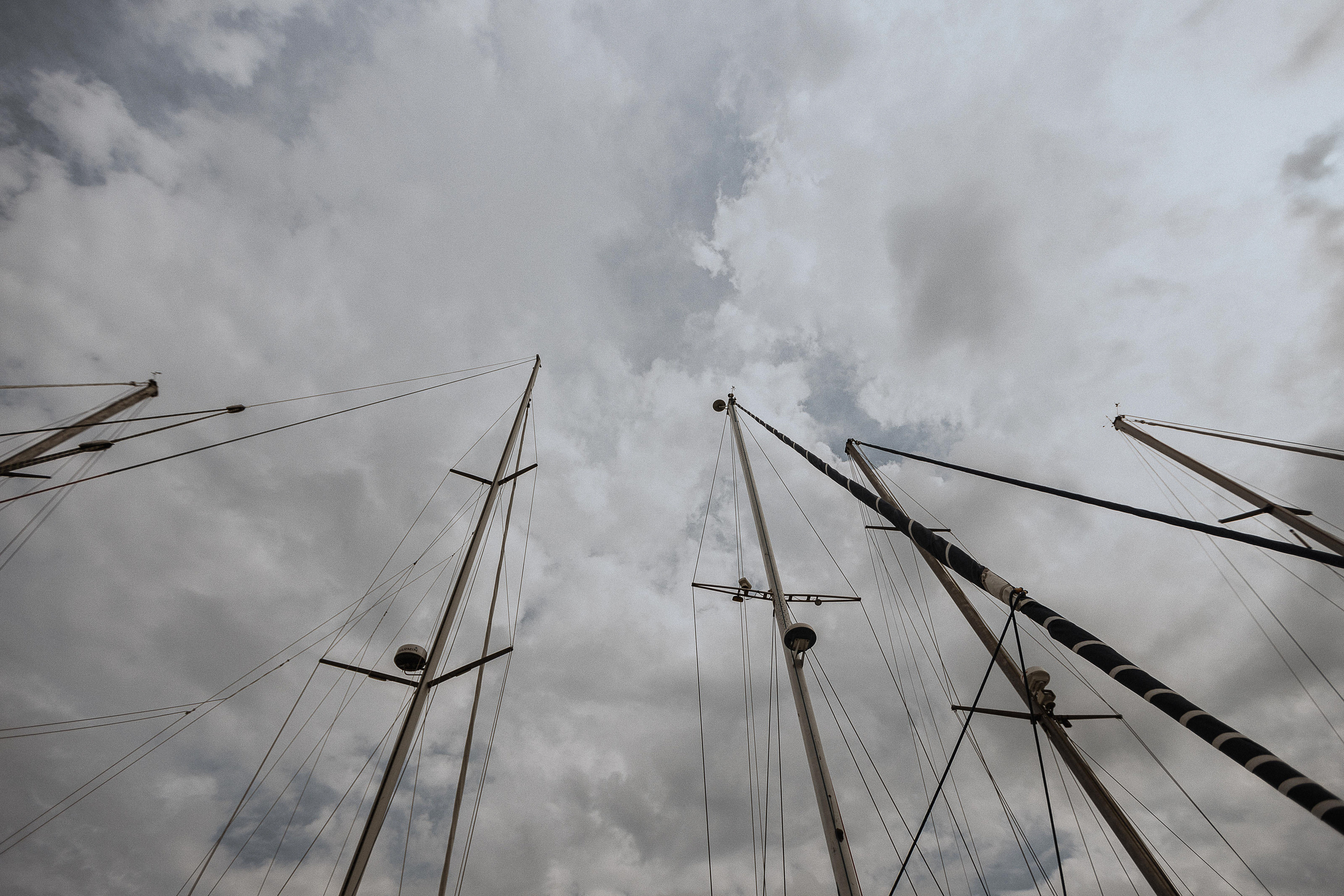 «а дома нельзя было остаться?»