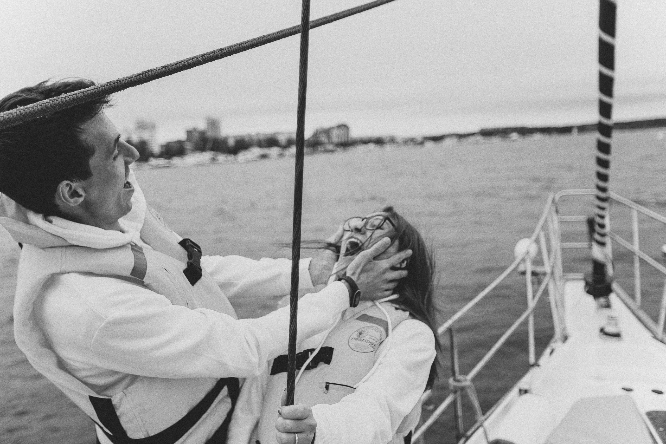 «а дома нельзя было остаться?»