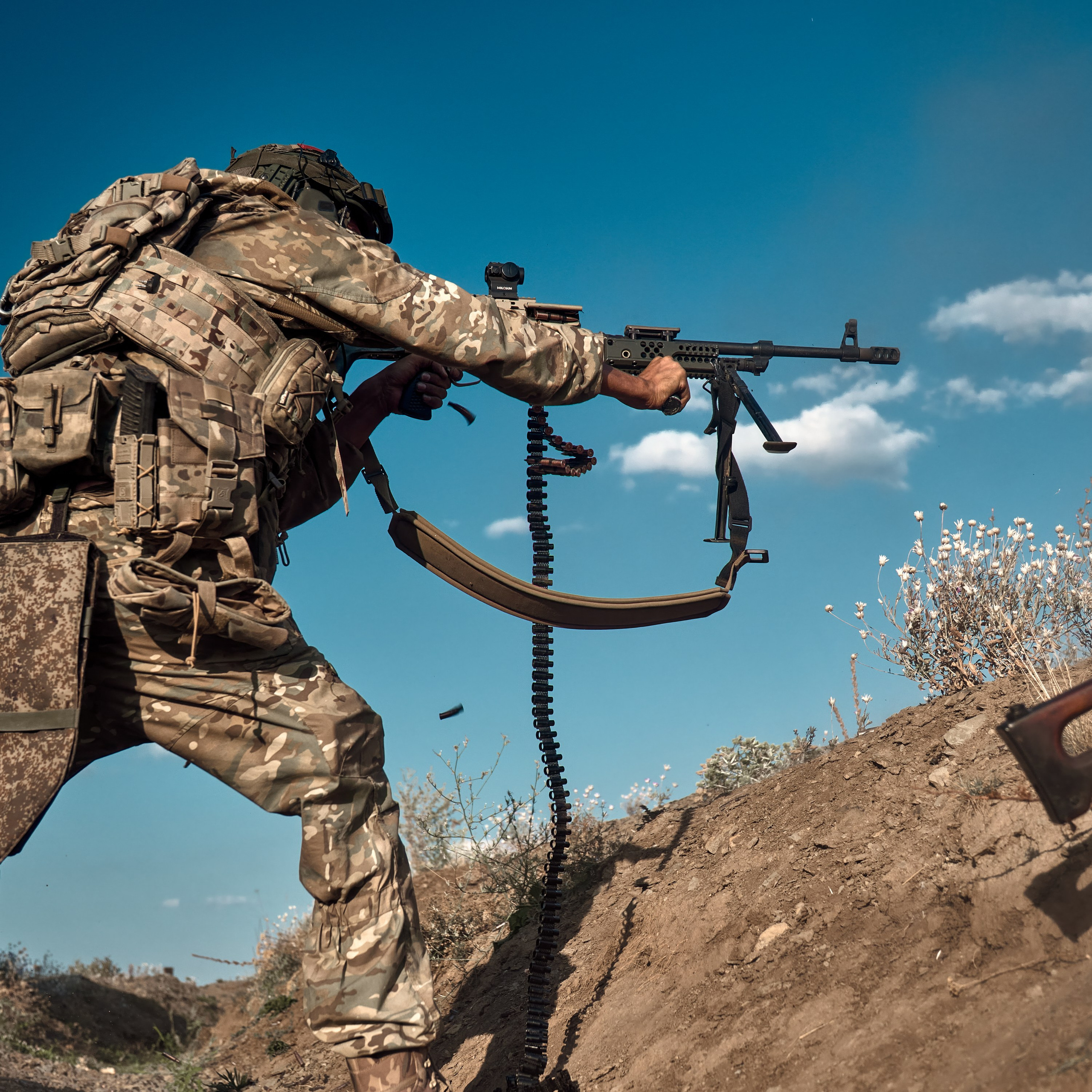 Военная фотогалерея | Эксклюзивные кадры. Артур Емельянов — Военный фотограф