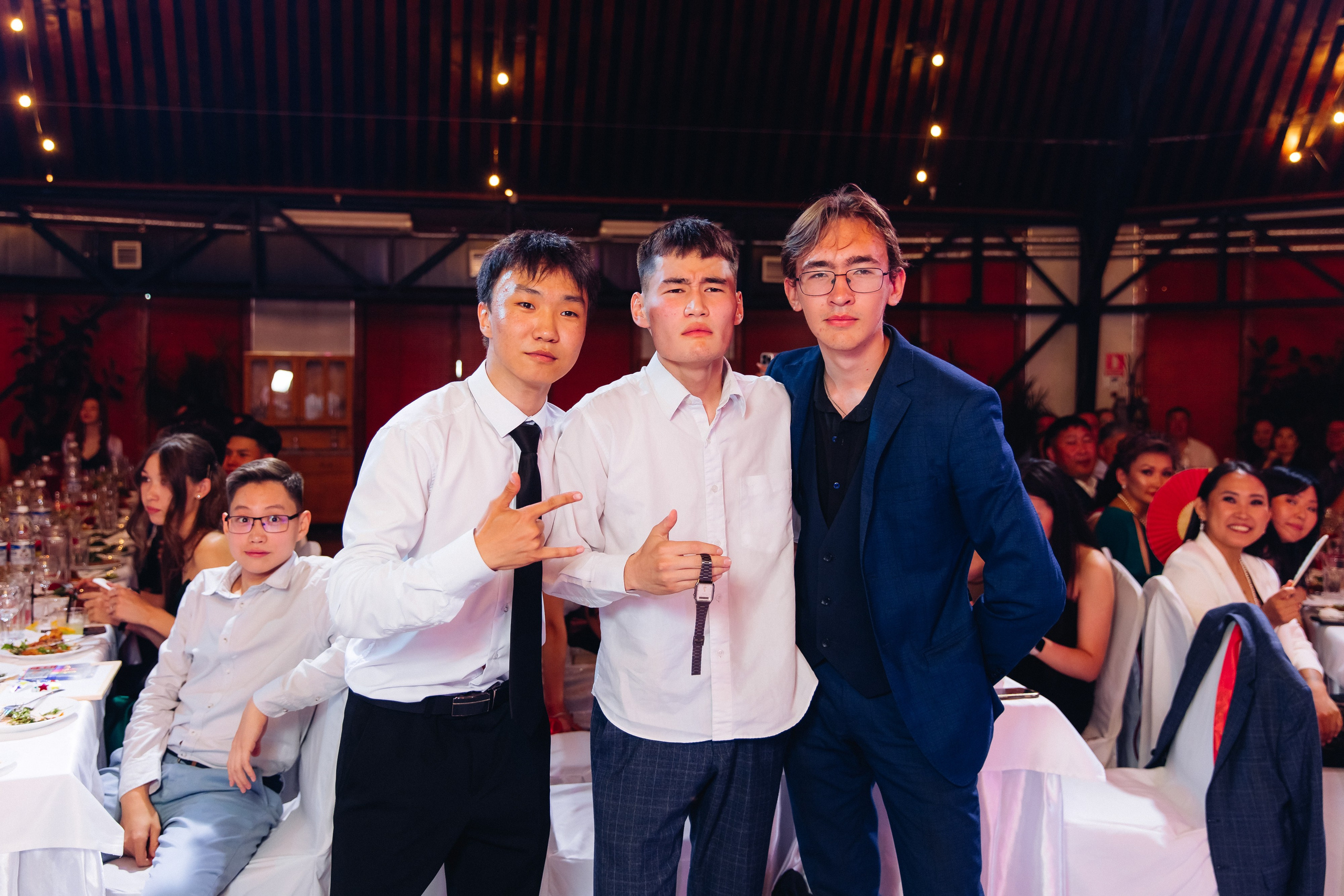 Выпускной вечер. 49 школа. Баран на корове. Свадебный и семейный фотограф в Улан-Удэ