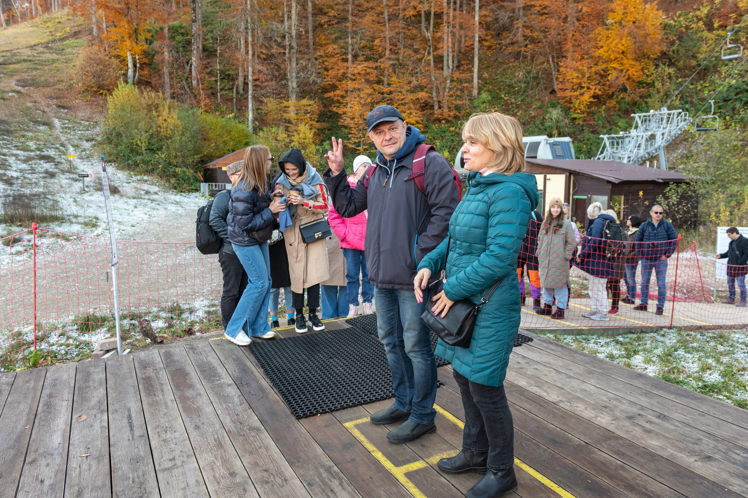 Mice мероприятие — прогулка на водопад Поликаря на курорте Красная Поляна. Репортажный фотограф в Красной Поляне и Сочи Павлюченко Екатерина