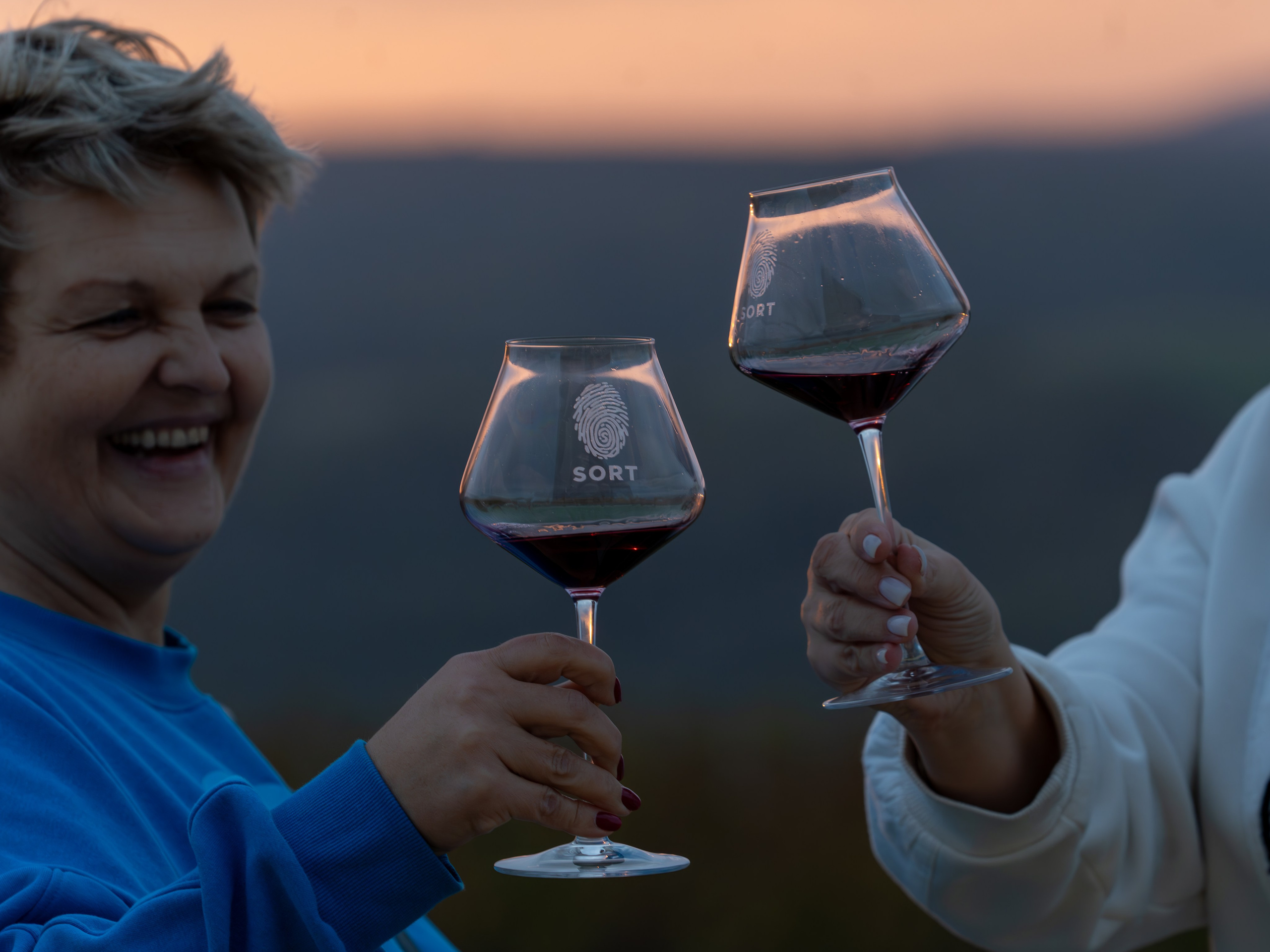 Литературная мастерская с Ольгой Шутовой в «Винотеррии». Репортажный фотограф в Красной Поляне и Сочи Павлюченко Екатерина