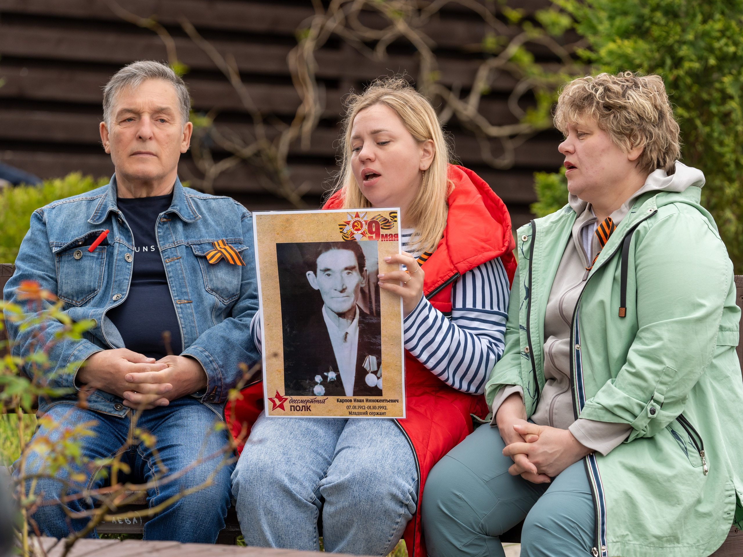 Шествие бессмертного полка 9 мая 2024 Rosa Springs. Репортажный фотограф в Красной Поляне и Сочи Павлюченко Екатерина