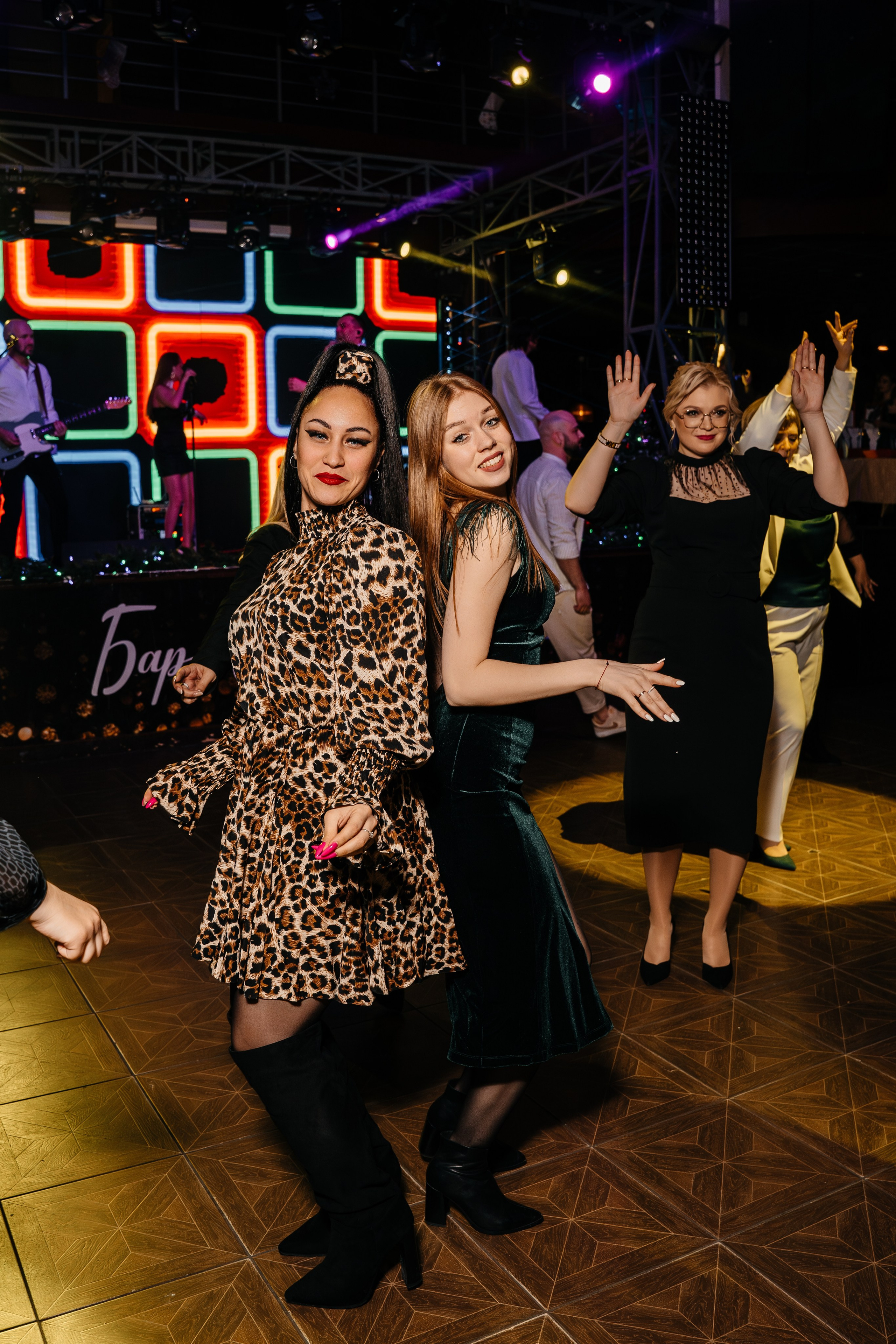 Корпоратив «СОВКОМБАНК». Свадебный фотограф Барнаул Алексей Павлов