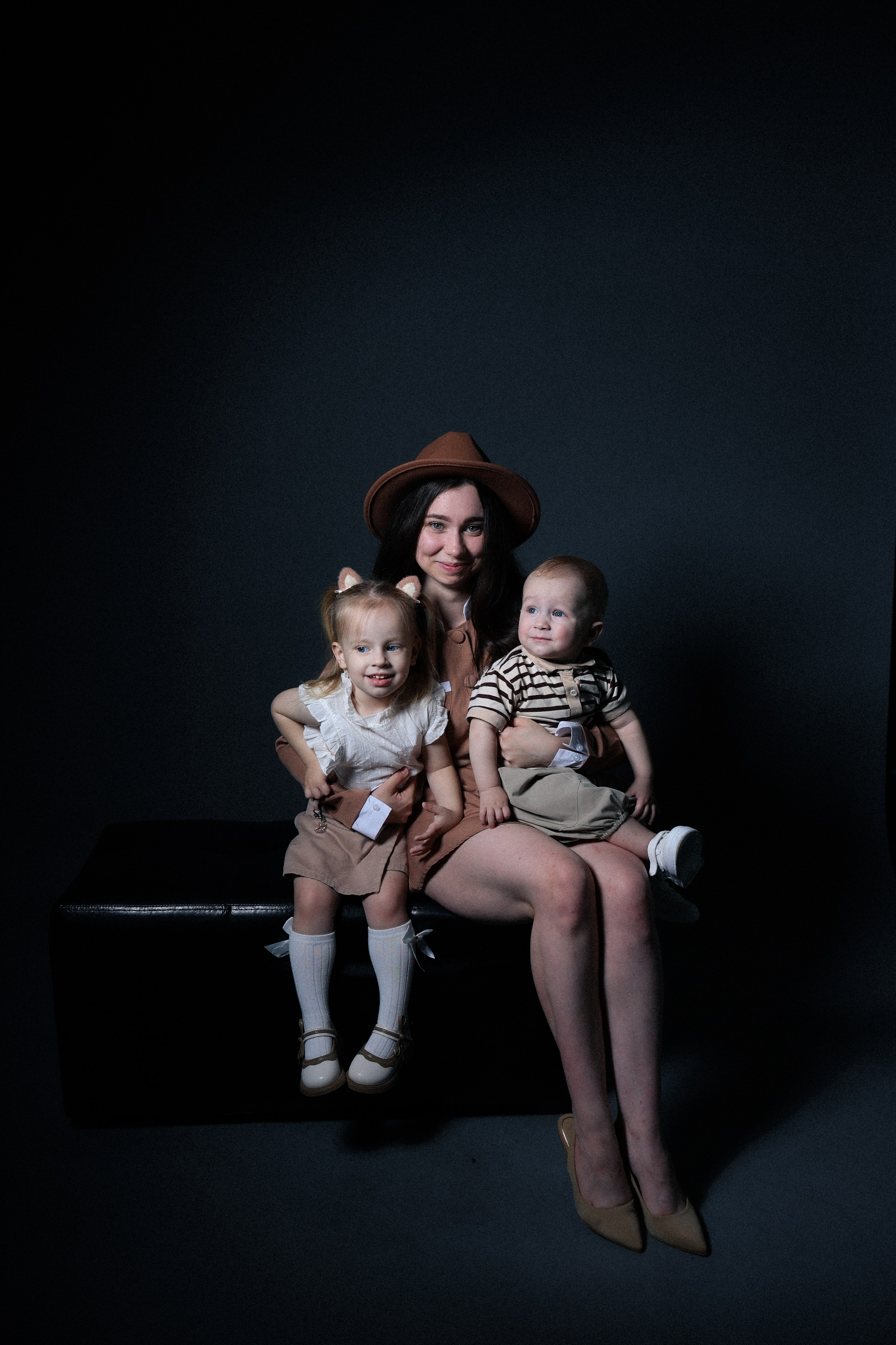 Лиза с детками. Фотограф НатаФото (Наталья Яковенко) Дмитров Москва Питер