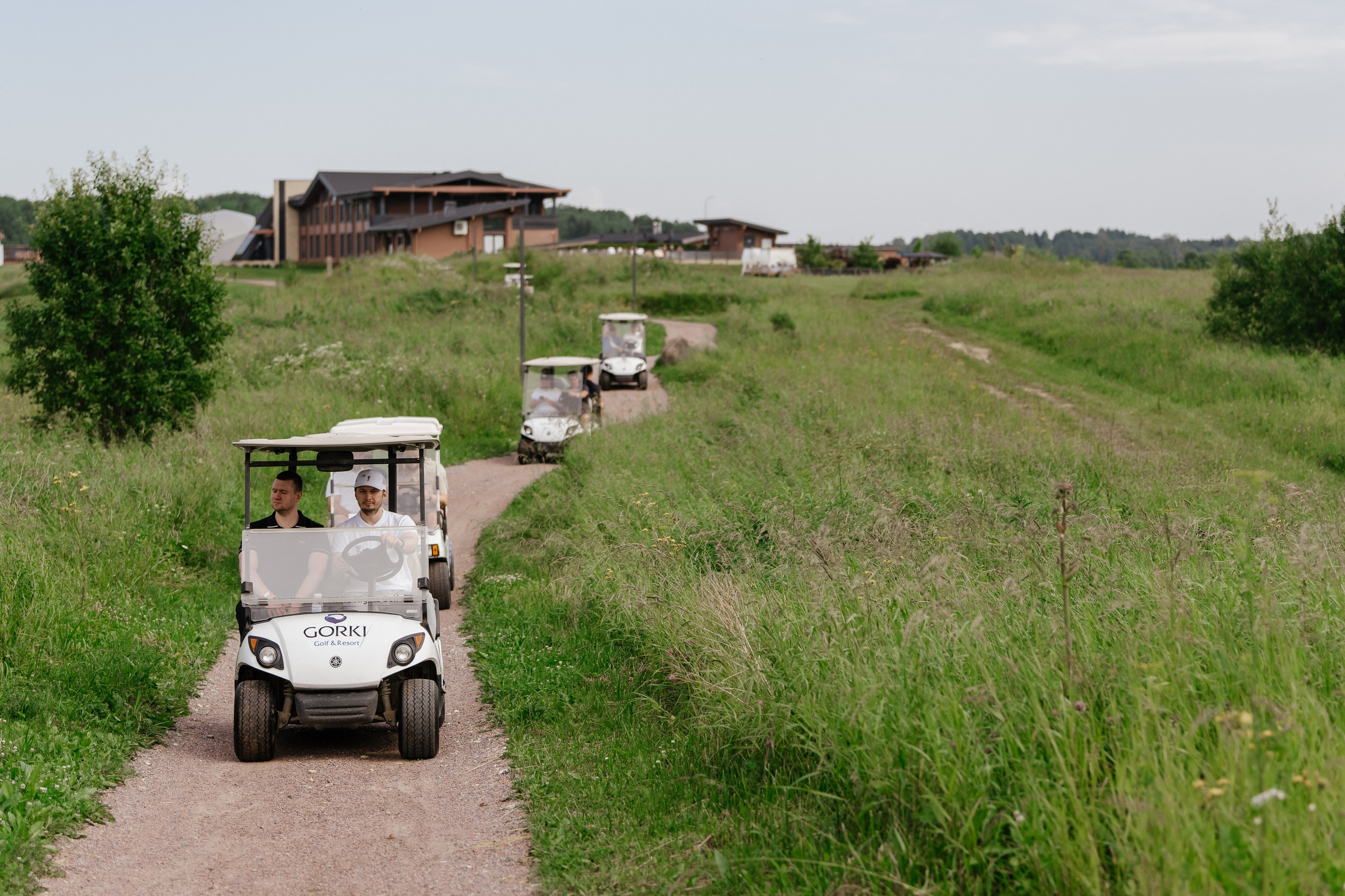 Skynet, Gorki golf club. Андрей Сухинин репортажный свадебный фотограф Санкт-Петербург