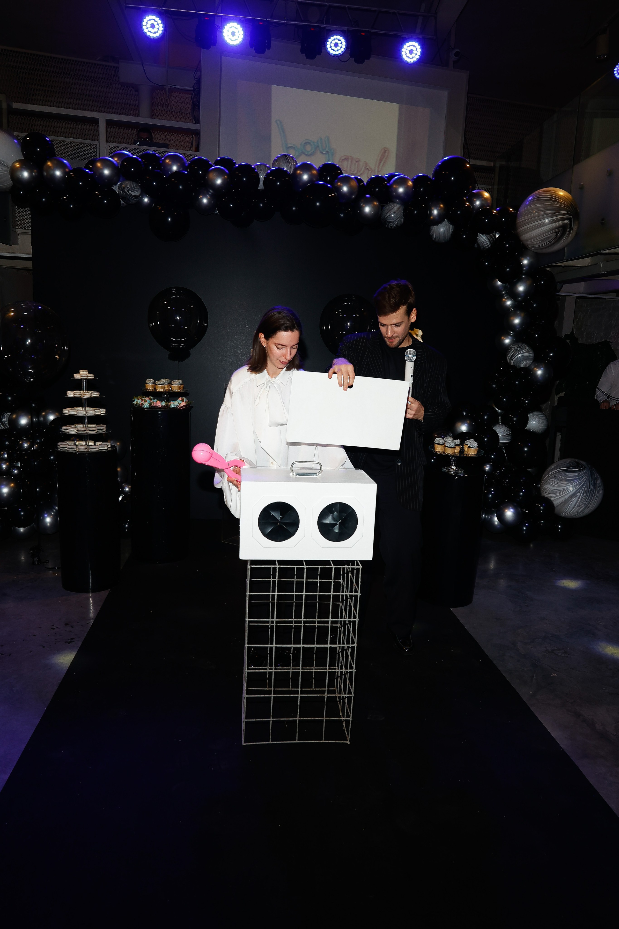 GENDER PARTY АНИ ВОРОНКОВОЙ И ПАШИ PA.NIKSS. Nikolskayasecular