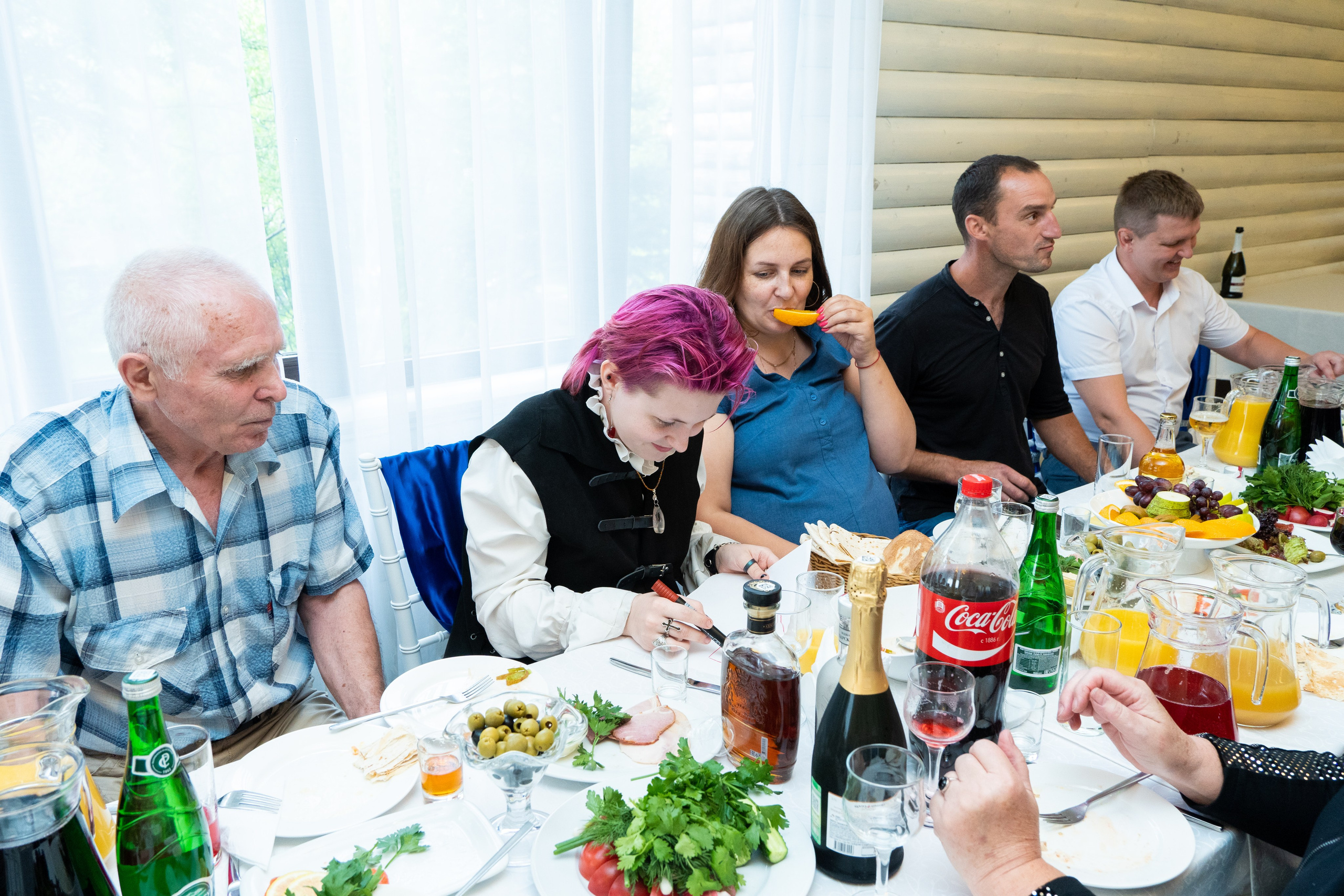 Ира и Дима. День свадьбы. Репортажный и интерьерный фотограф Александра Солдатова