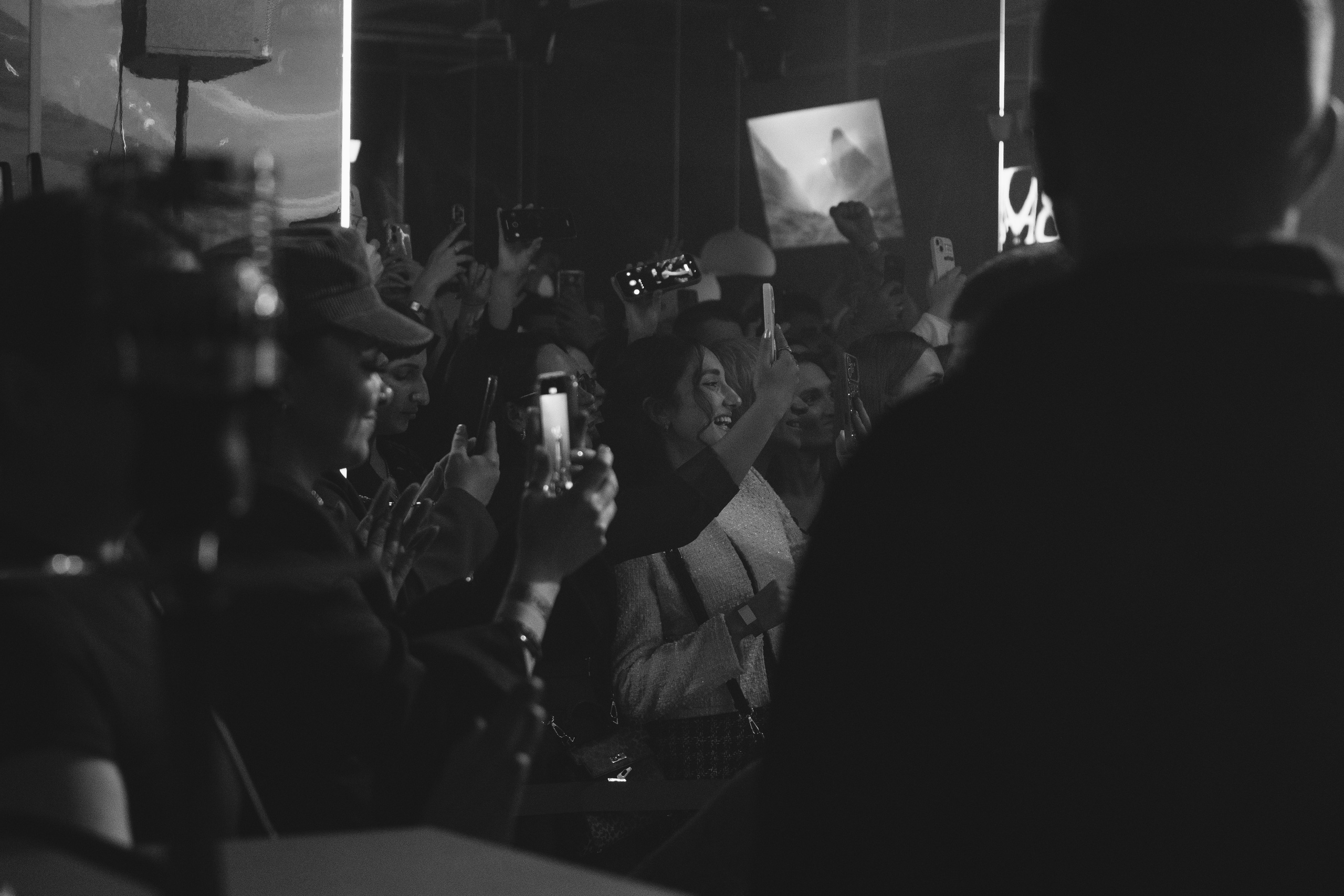 Султан Лагучев КРАСНОЯРСК. Фотограф Красноярск съемки лавстори, фотосессия в студии, портретная съемка, творческие фотосессии