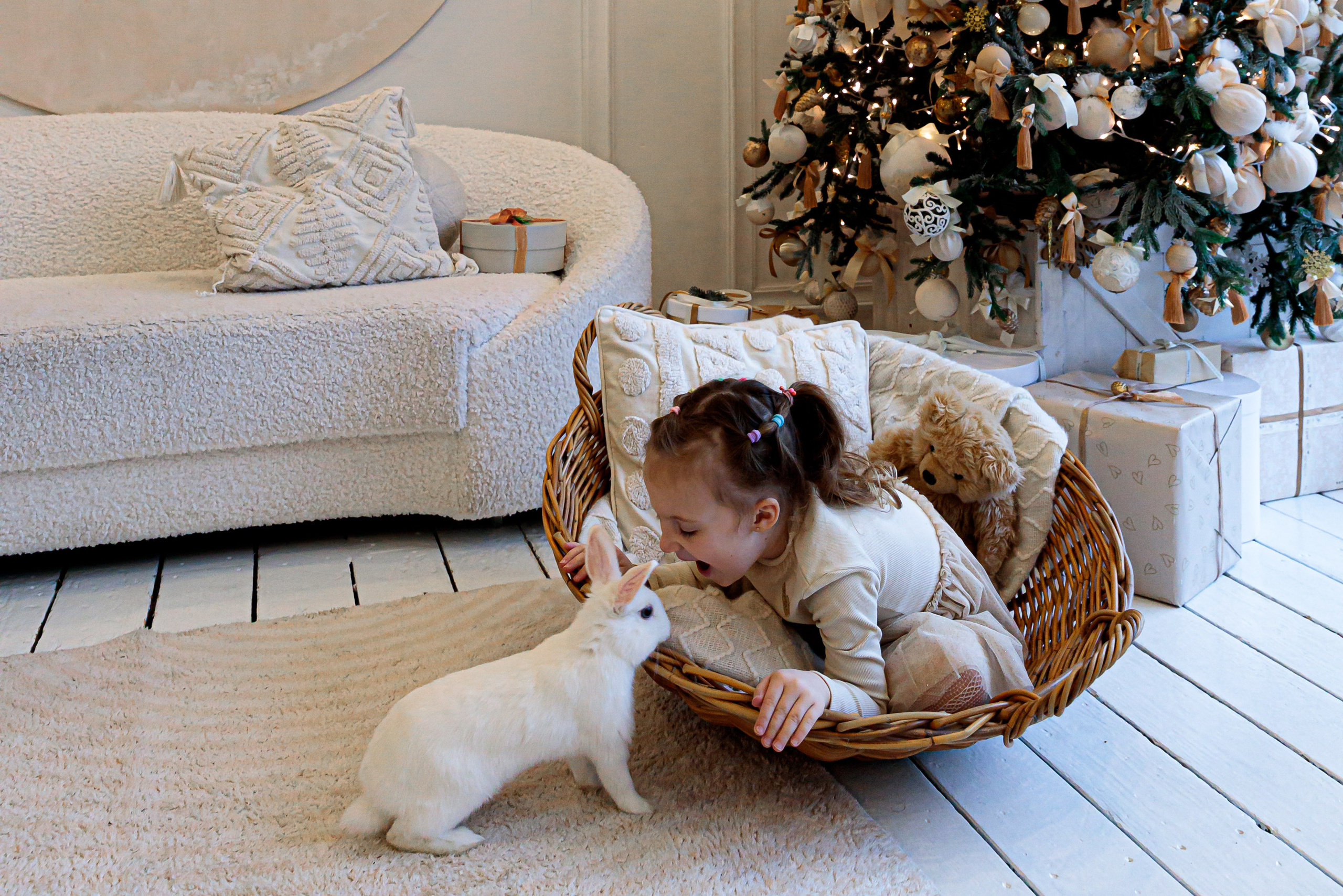 НОВЫЙ ГОД семейная фотосессия. ФОТОГРАФ РАДОСТИ Фотосессия в студии СПб. Портретный фотограф — Юрий Торлопов