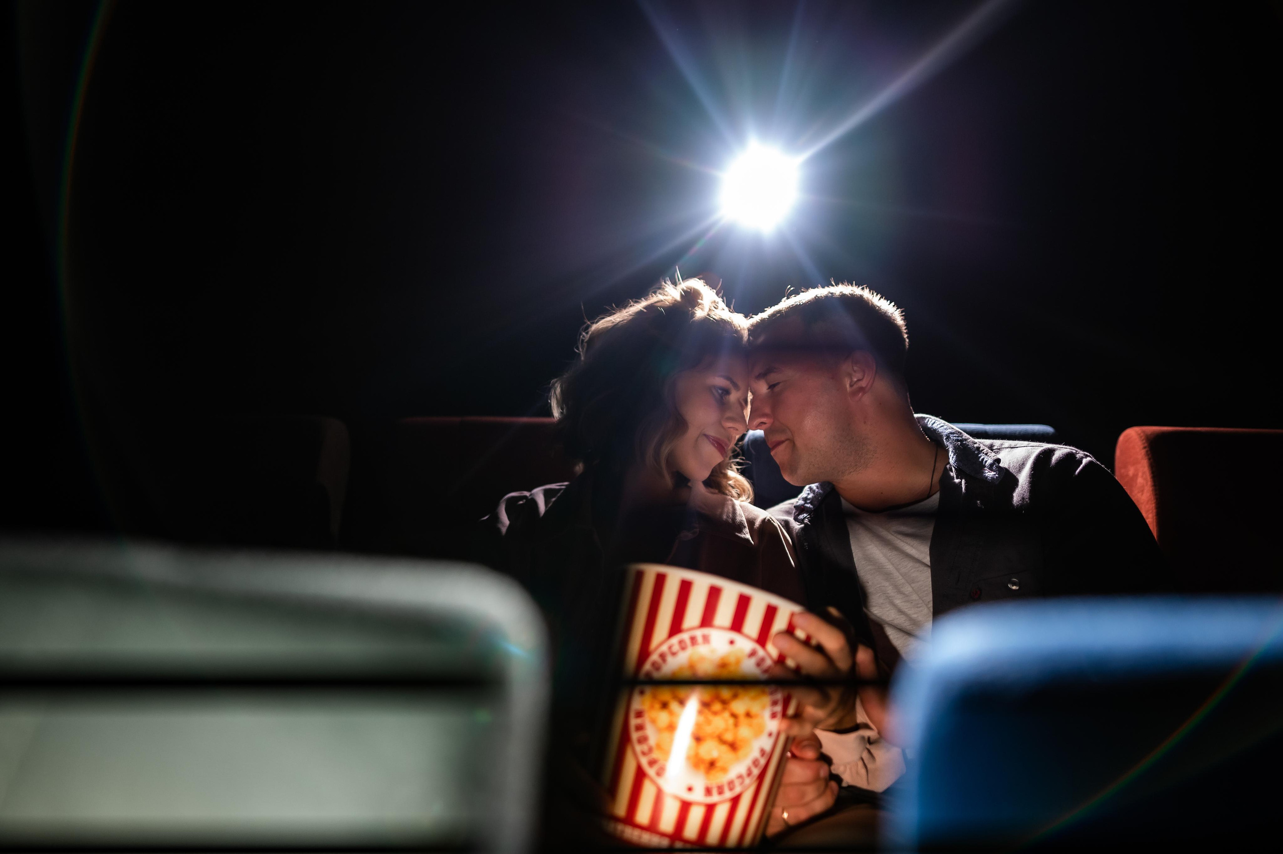 Любовь в кинотеатре. Фотограф ПИТЕР СПБ Надежда Баранова