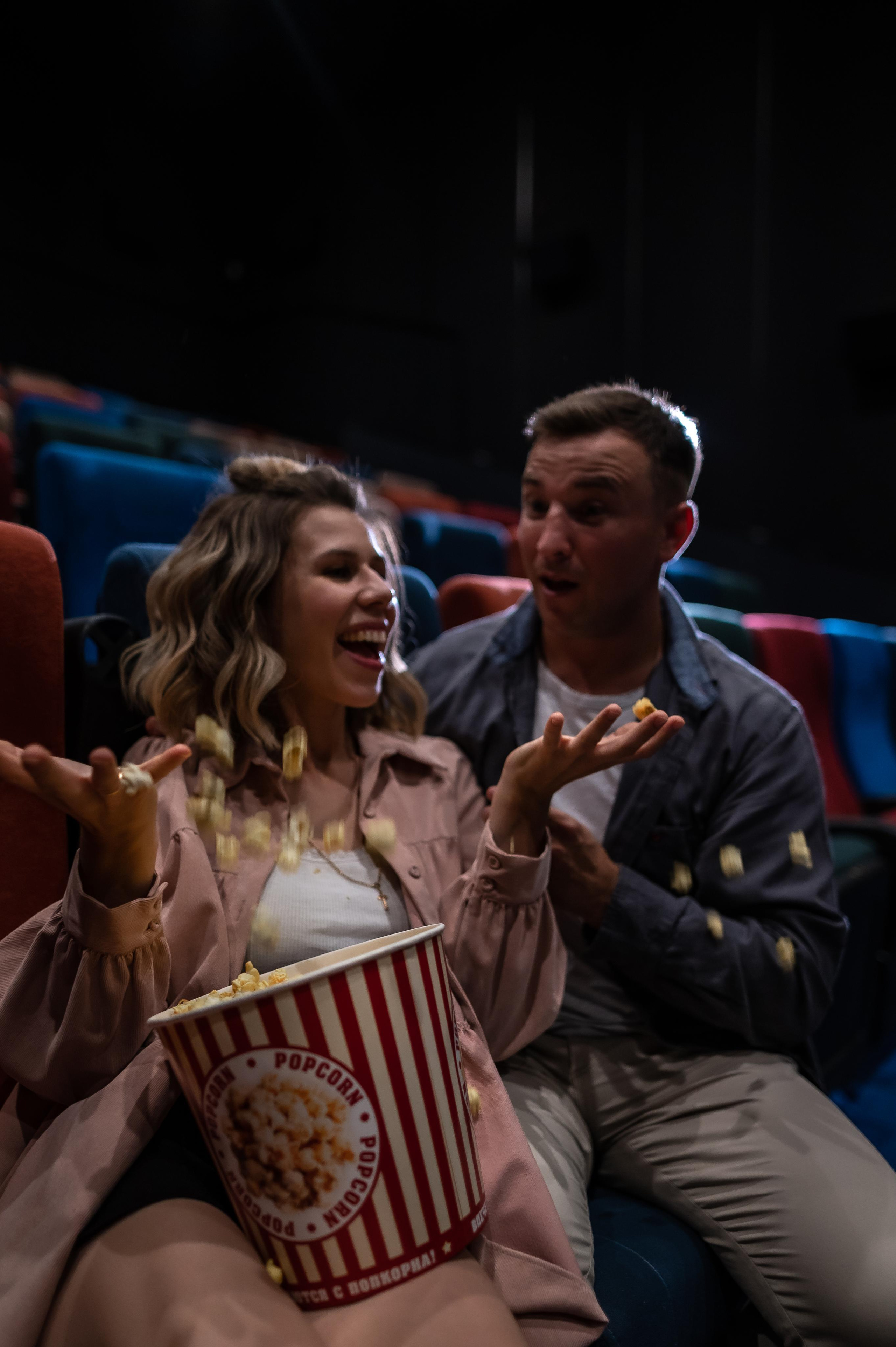 Любовь в кинотеатре. Фотограф ПИТЕР СПБ Надежда Баранова