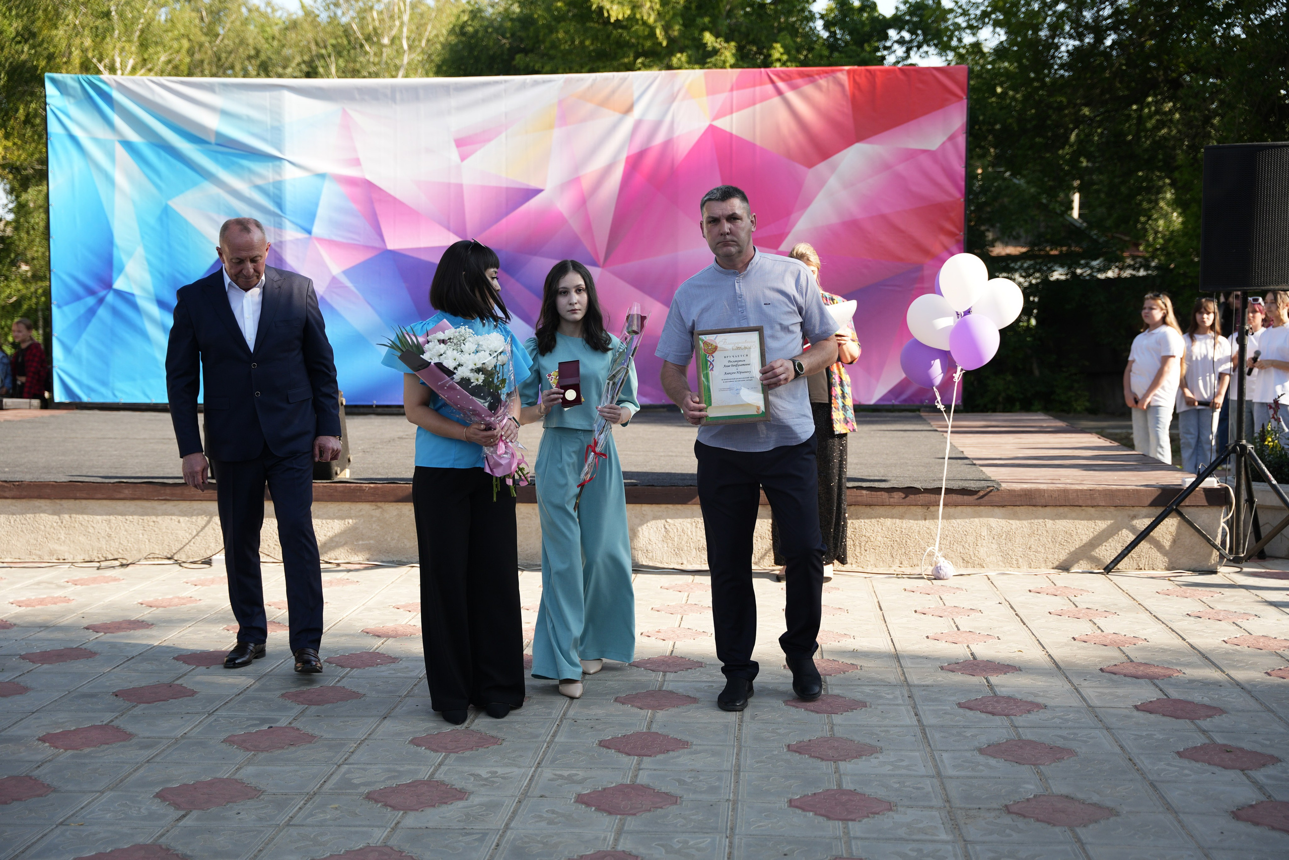 Выпускной в парке. Ольга Плаксина фотограф в Саратове