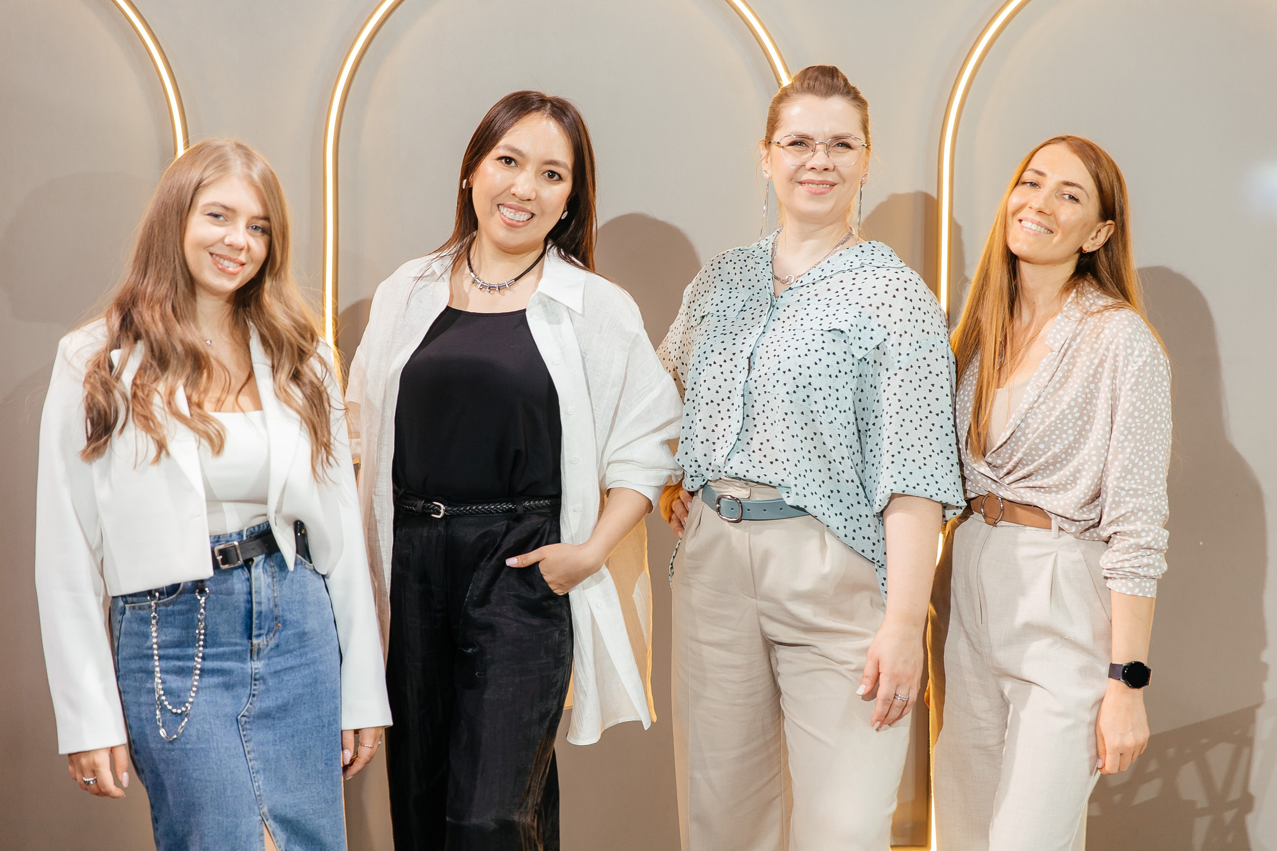 Презентация новинок систем света Maytoni в One way loft. Фотограф в Красноярске Надежда Воскресенская