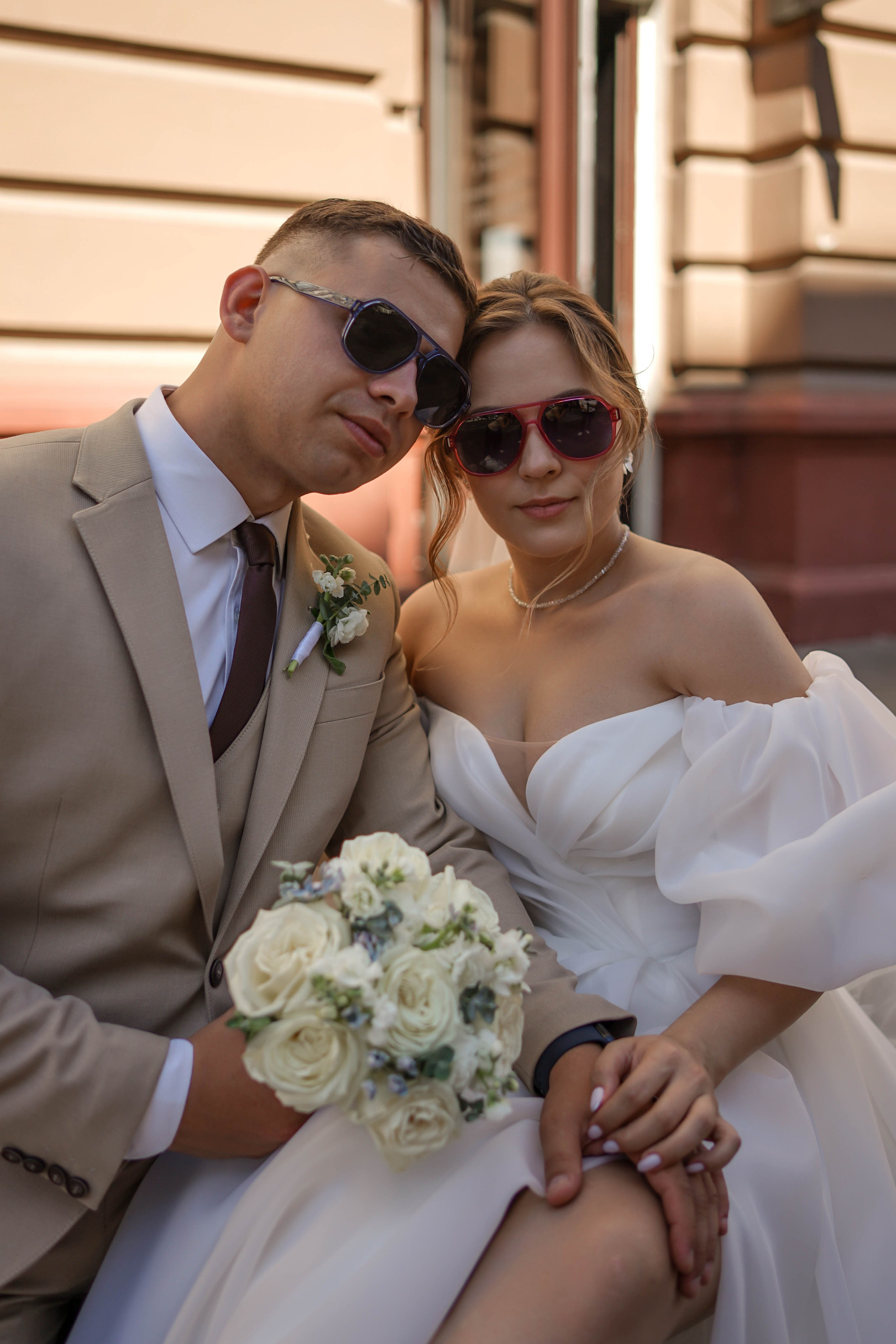 Лиза и Сережа: регистрация, прогулка и банкет. Фотограф в Иркутске