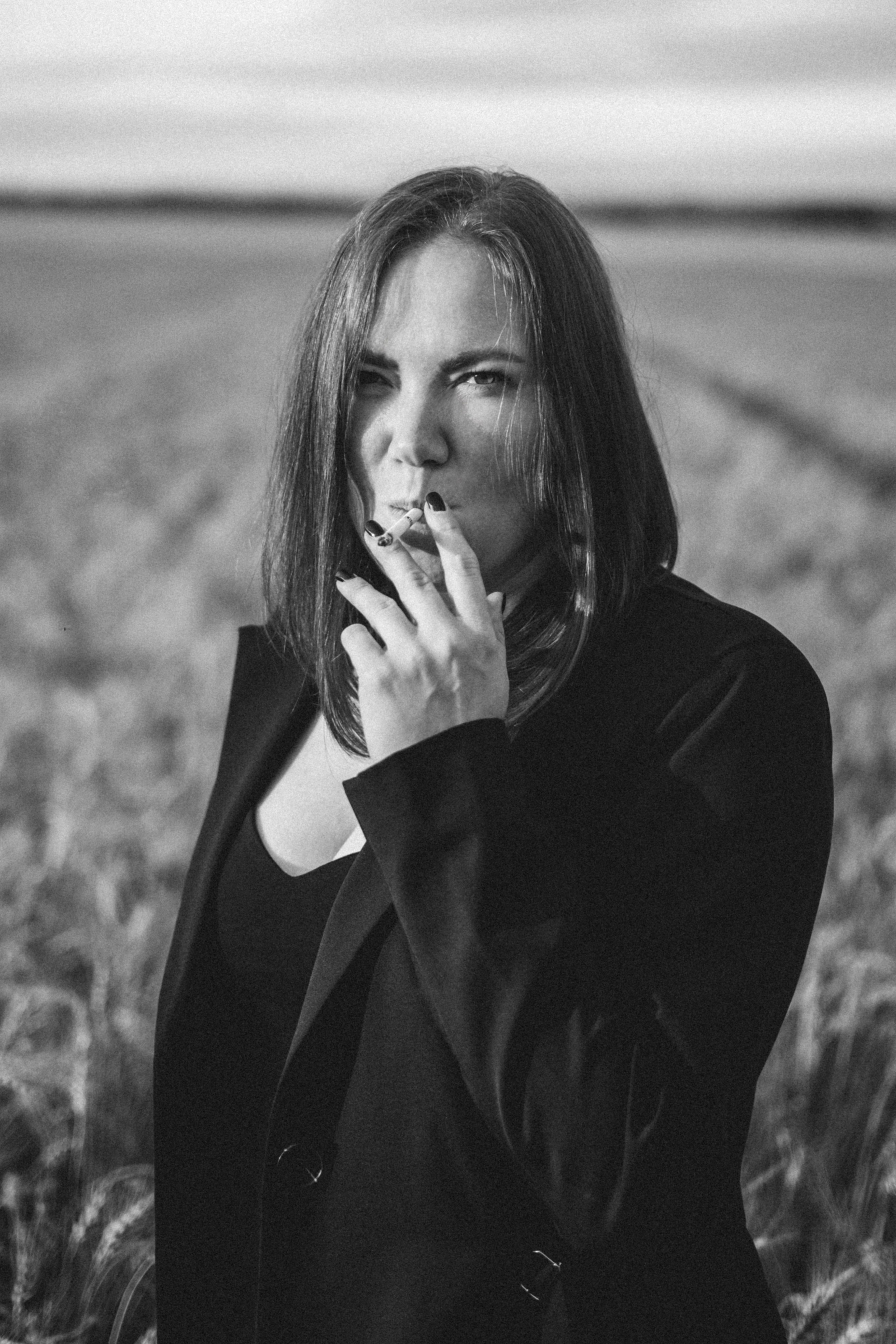 Бунтарка в поле. Фотограф в Тарусе Серпухове Москве Рина Дукежанова