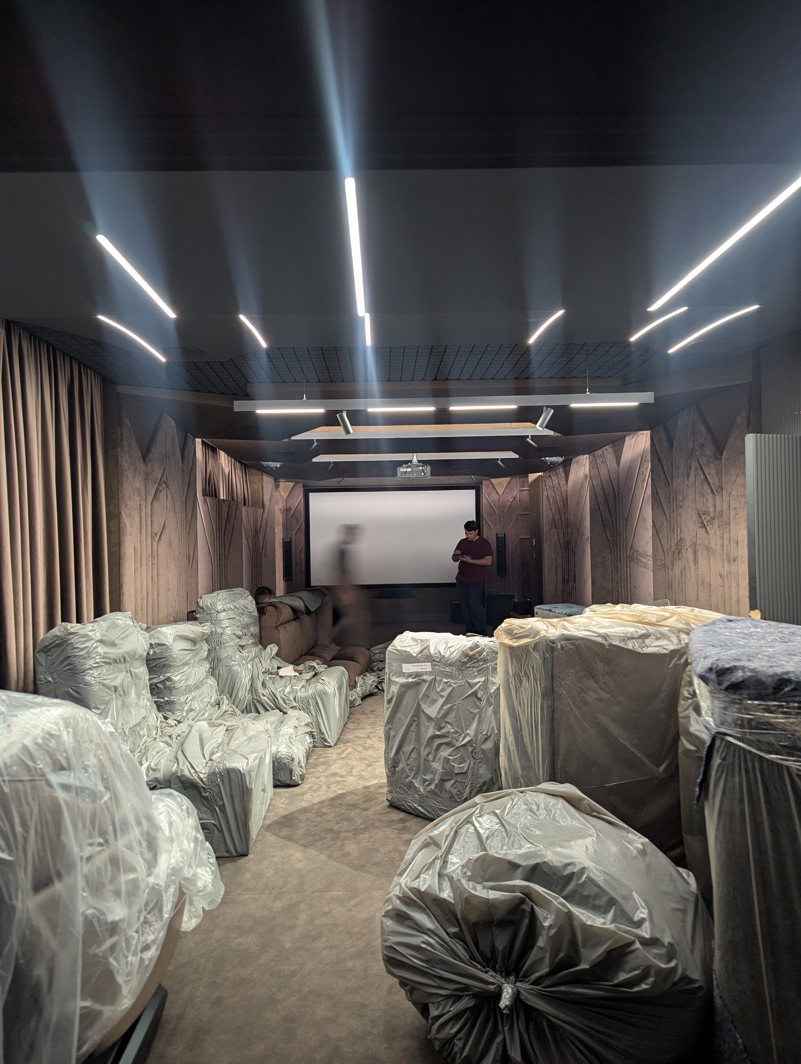 Домашний кинотеатр в частном доме. Deka-Art | Architecture & Interior Design Studio