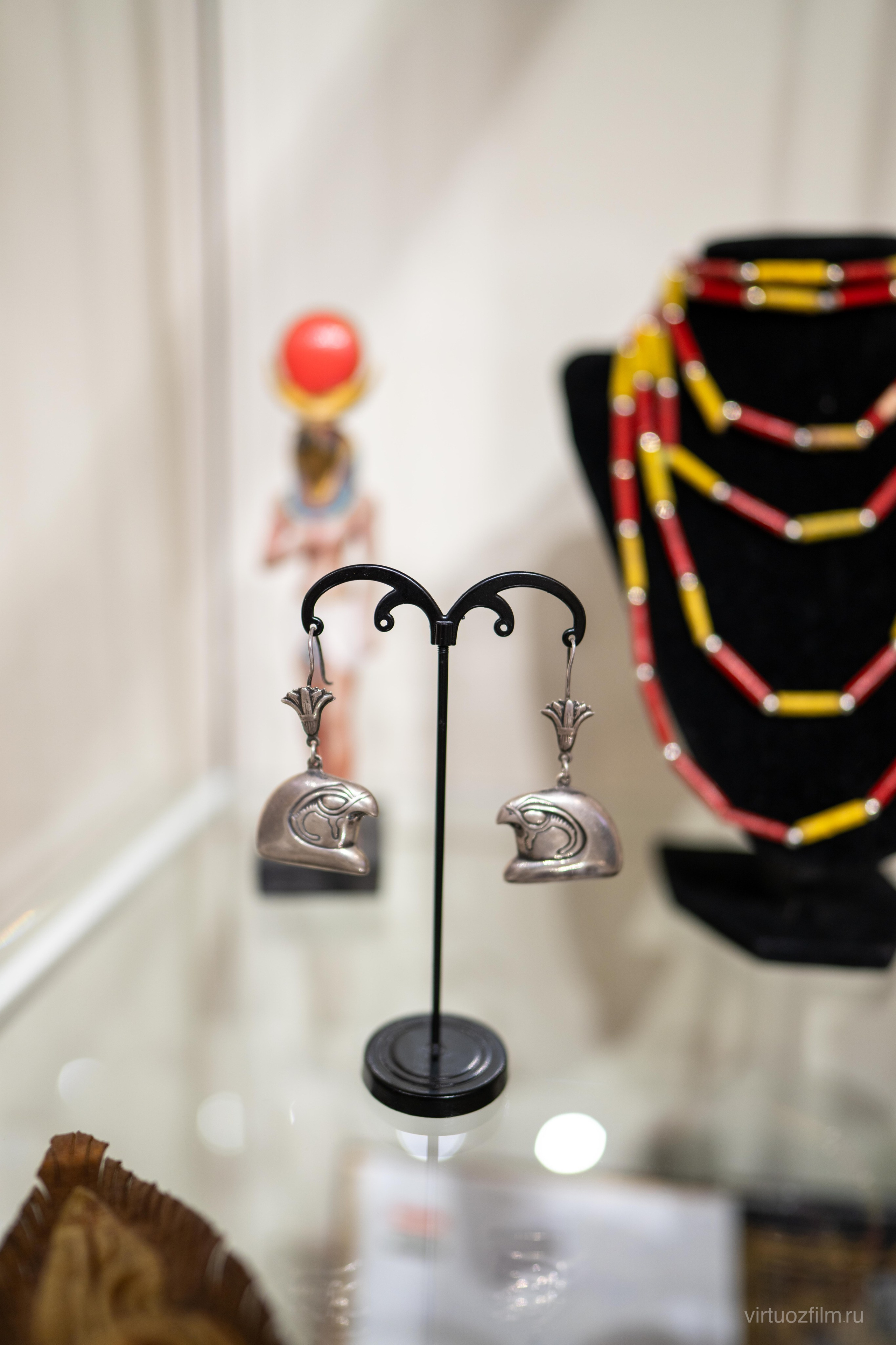 Встреча с писателем и путешественником Андрэ Ролланом