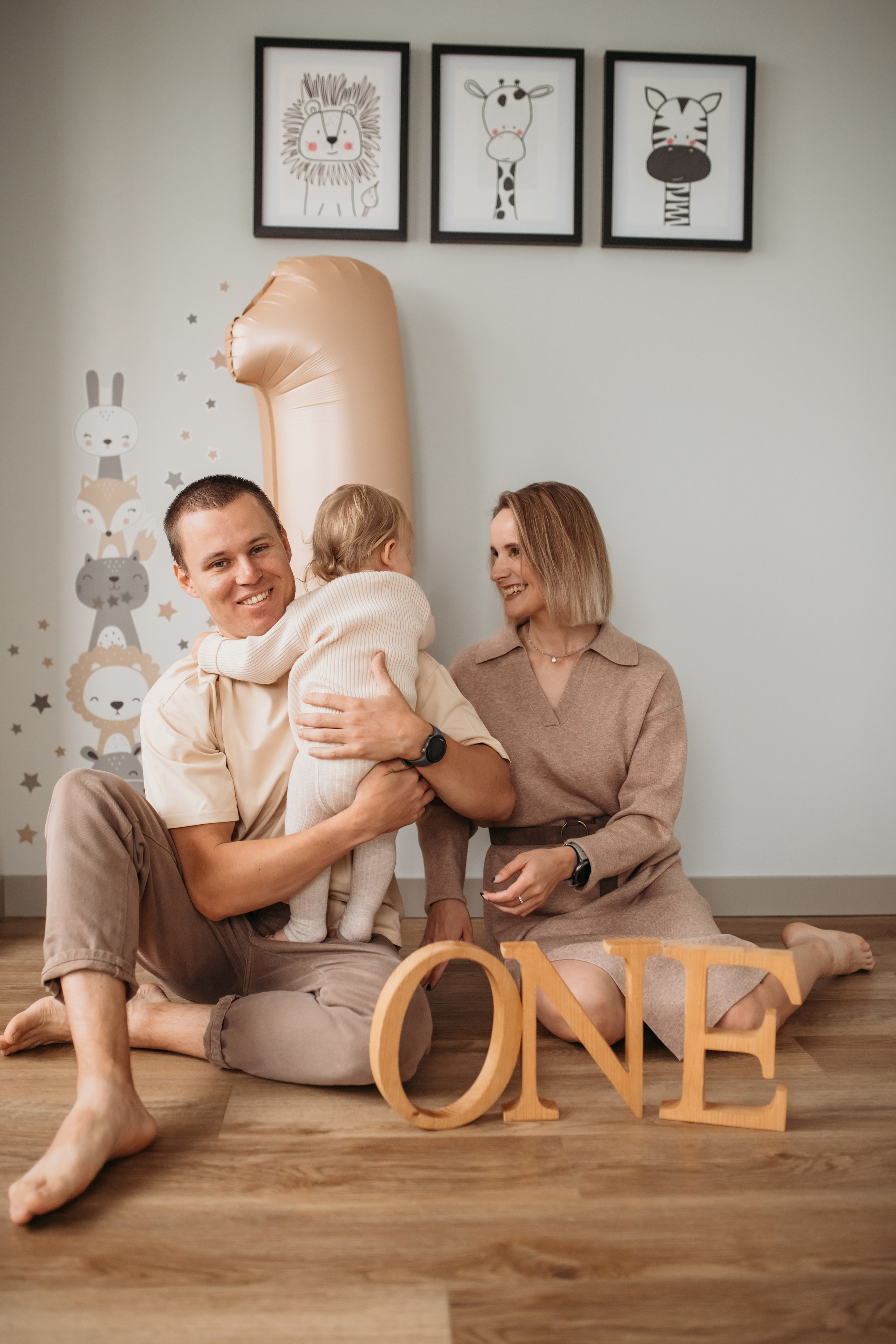 Ксюша (домашняя история). Семейный и детский фотограф Минск, Беларусь