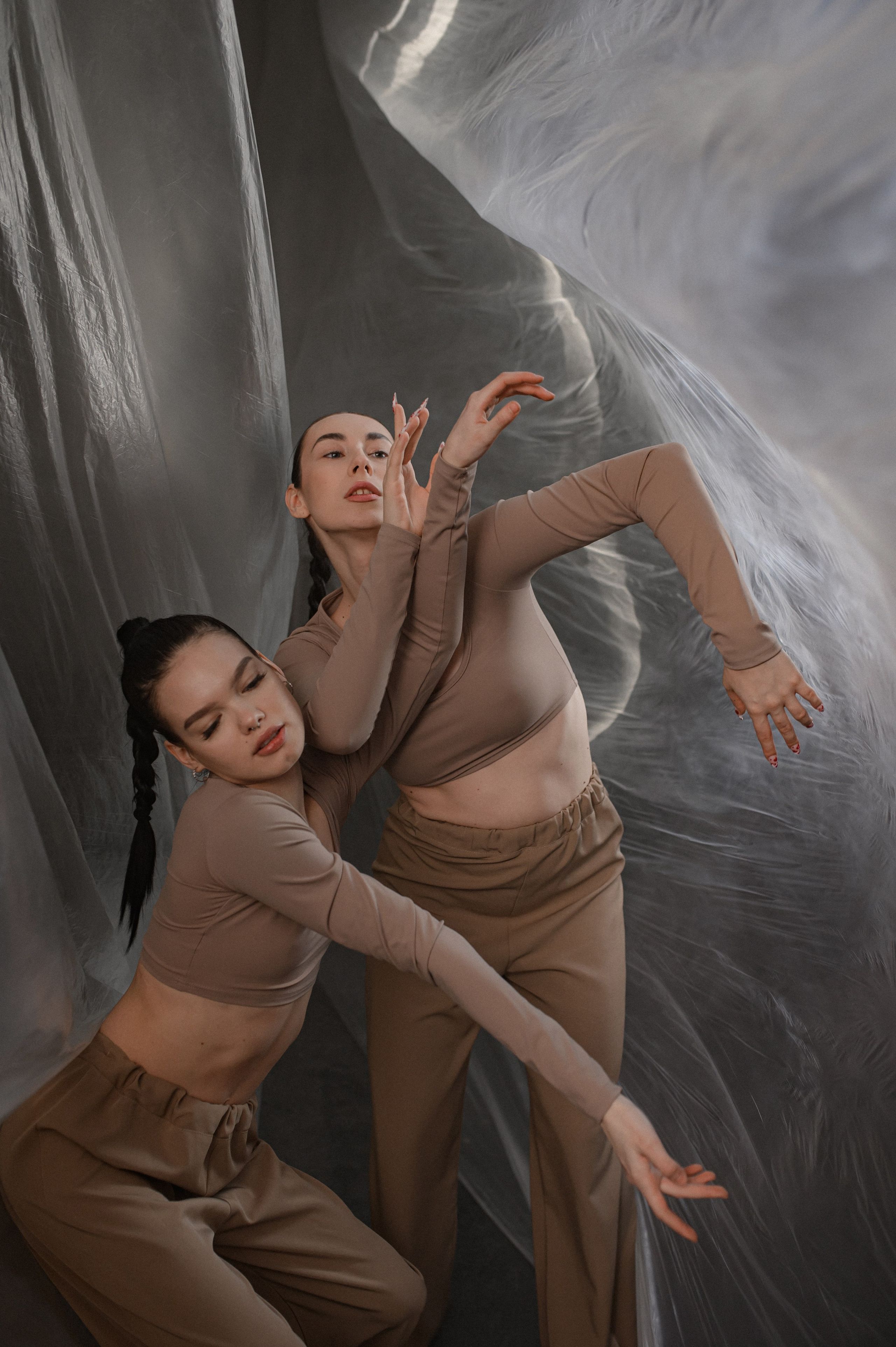 Алина и Вика. Www.ostermiller.ru