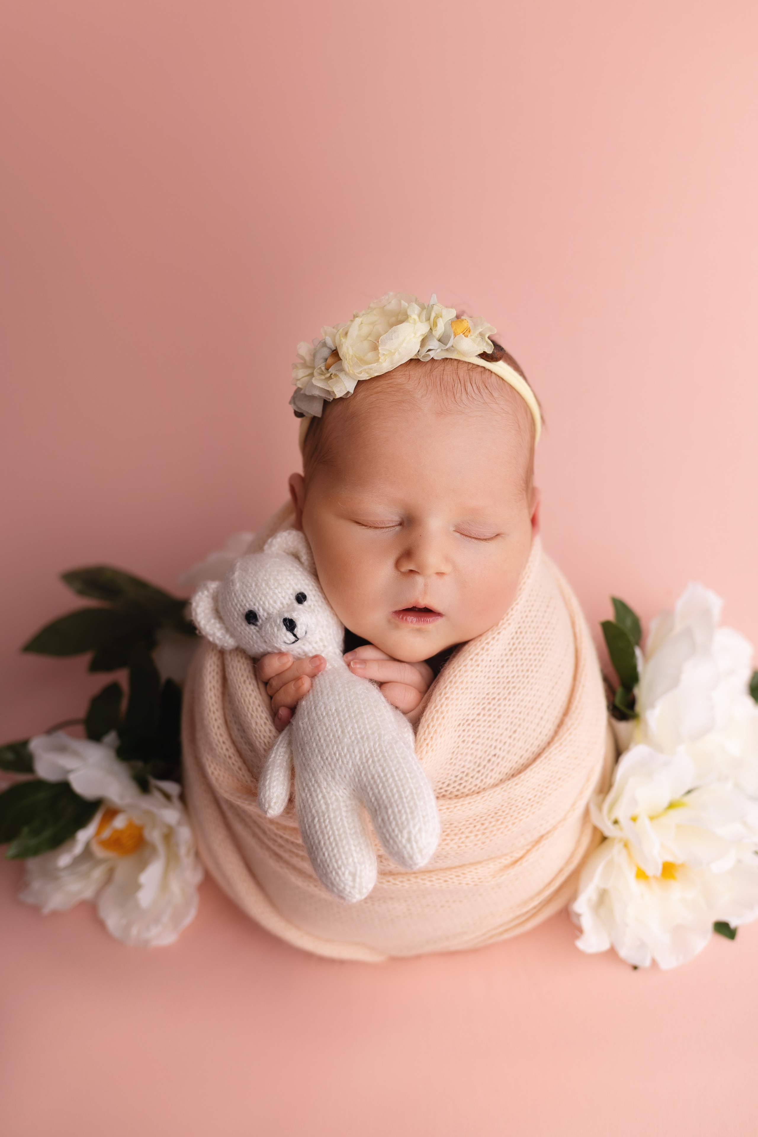 Классическая фотосессия малыша. Фотограф новорожденных малышей в Омске и Омской области Эльвира Камаева