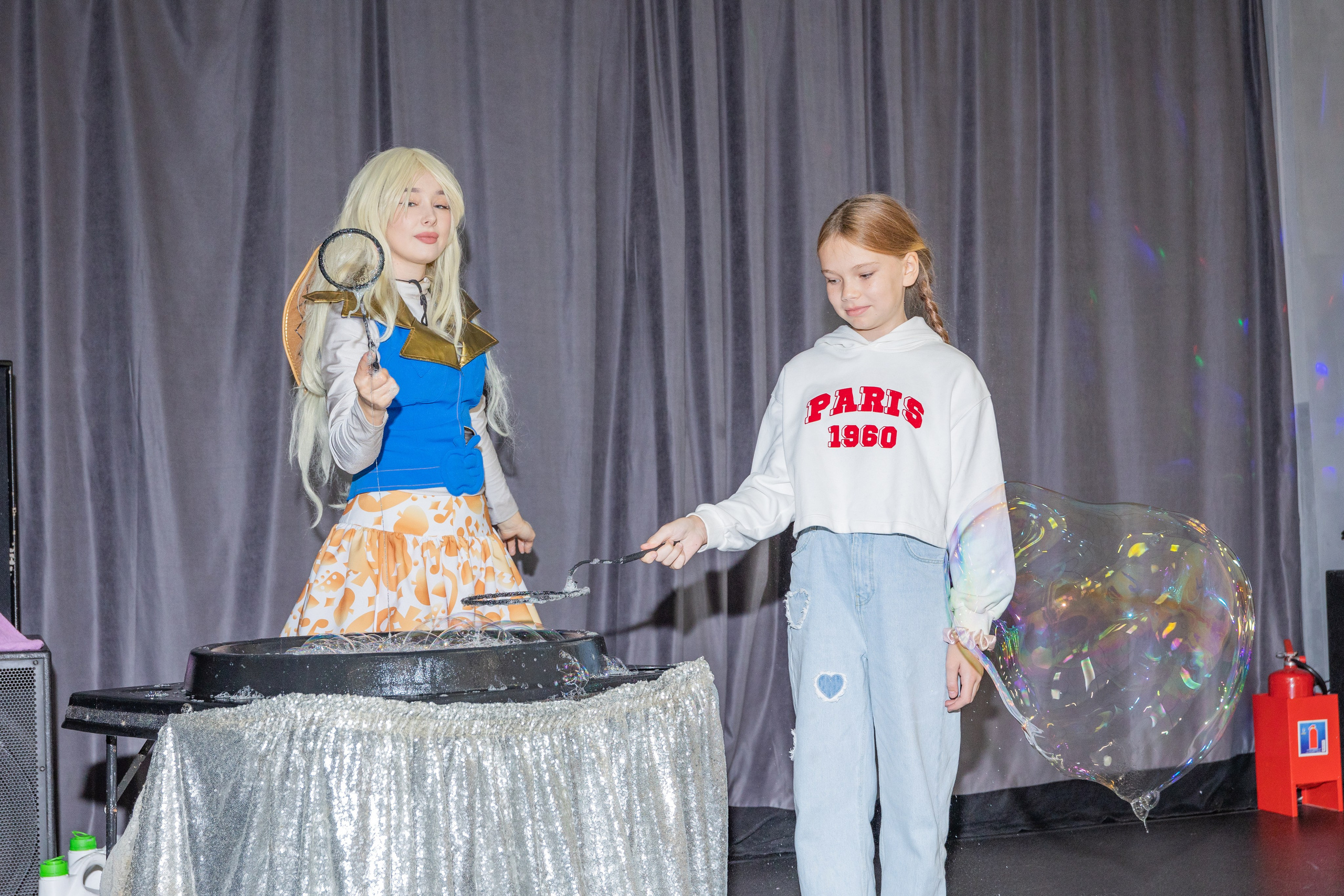 День Рождение Есении в Rabbit Holl. Выпускные альбомы во Владивостоке