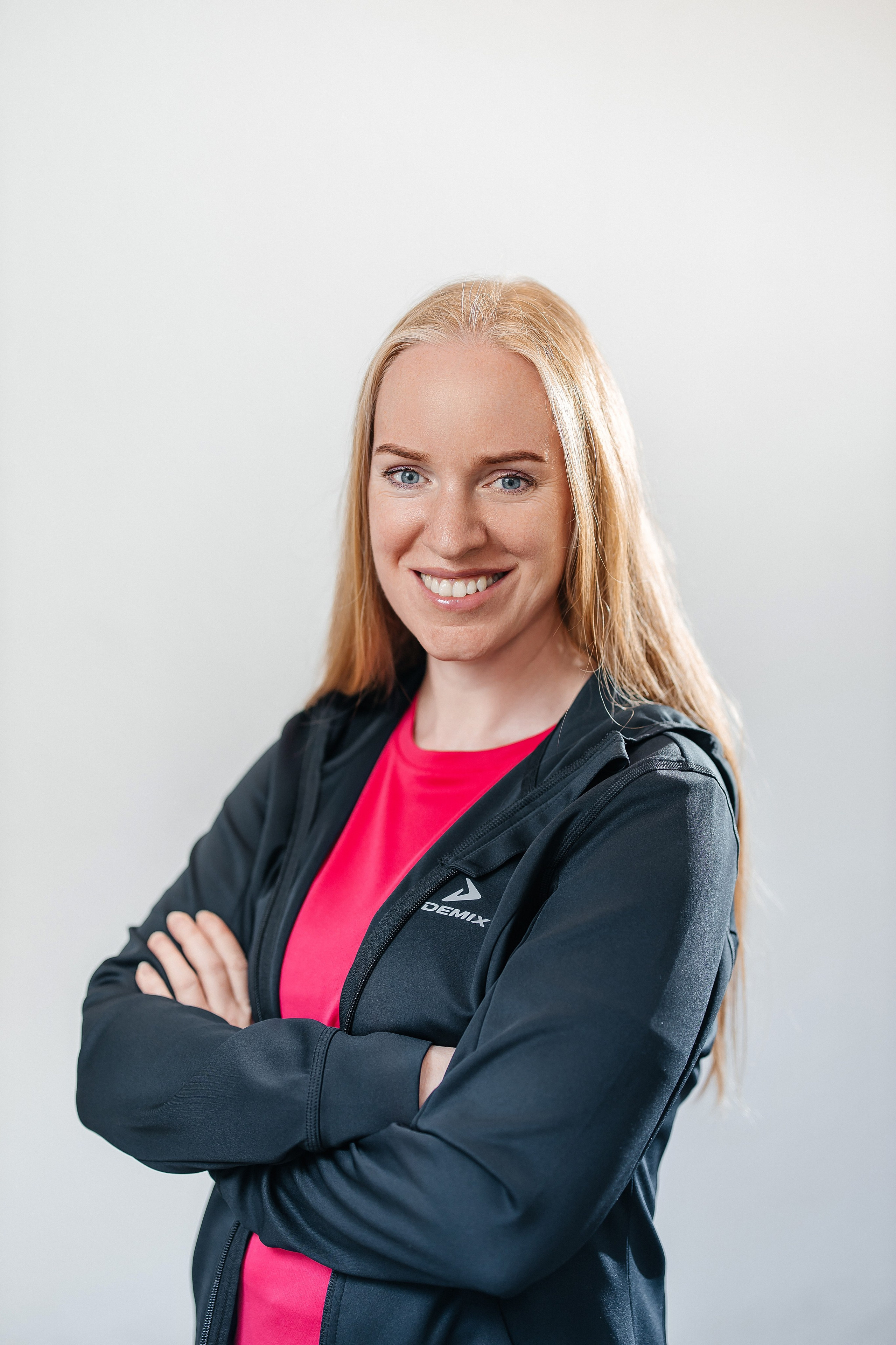 Ольга и Оксана тренера фитнес-зала «Импульс». Александр Антонов. Профессиональный свадебный, репортажный фотограф в Москве, Подольске. Фото+Видео на любой праздник