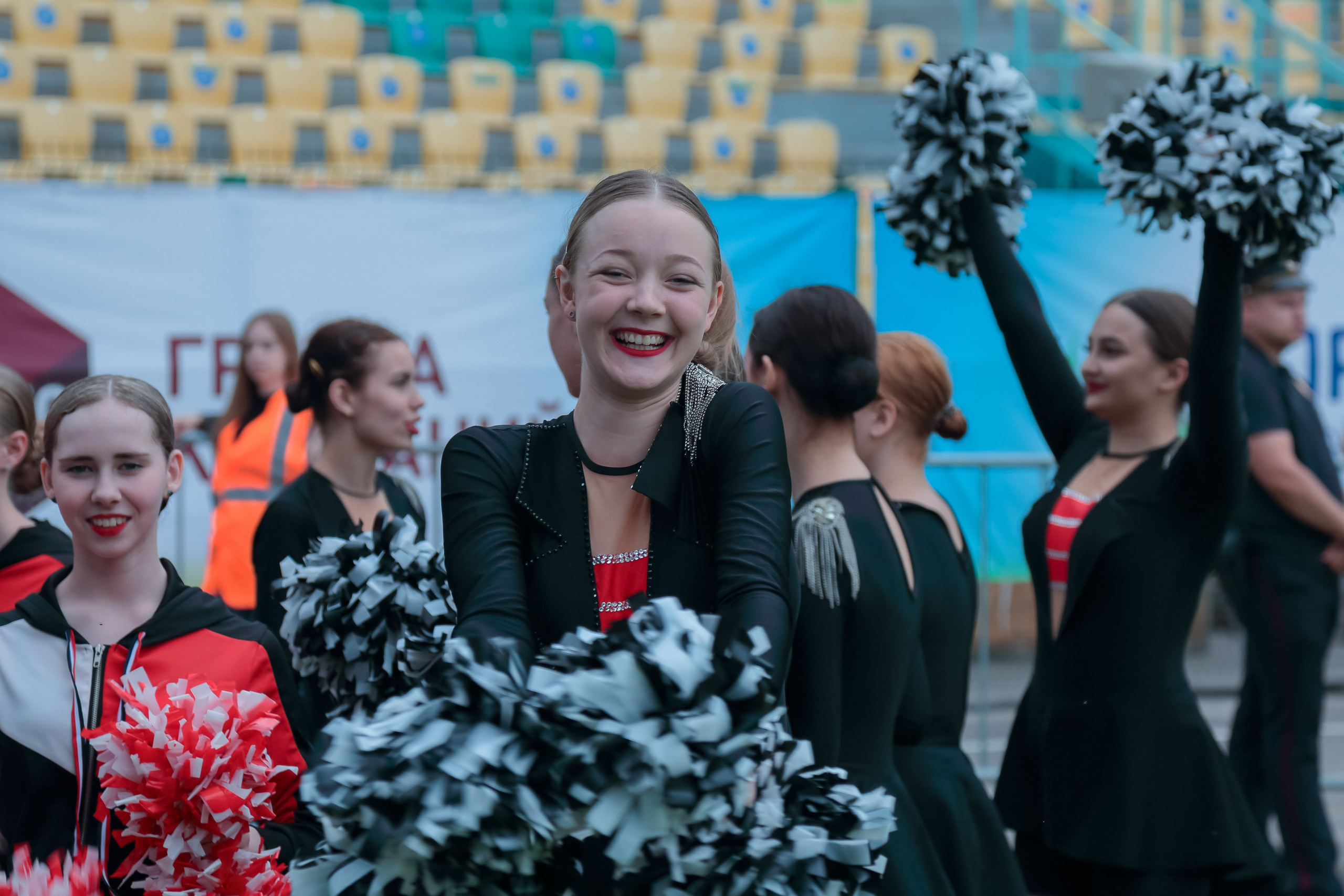 Яркие эмоции детей на благотворительном празднике «Футбол в сердце» в Липецке. Фоторепортаж.