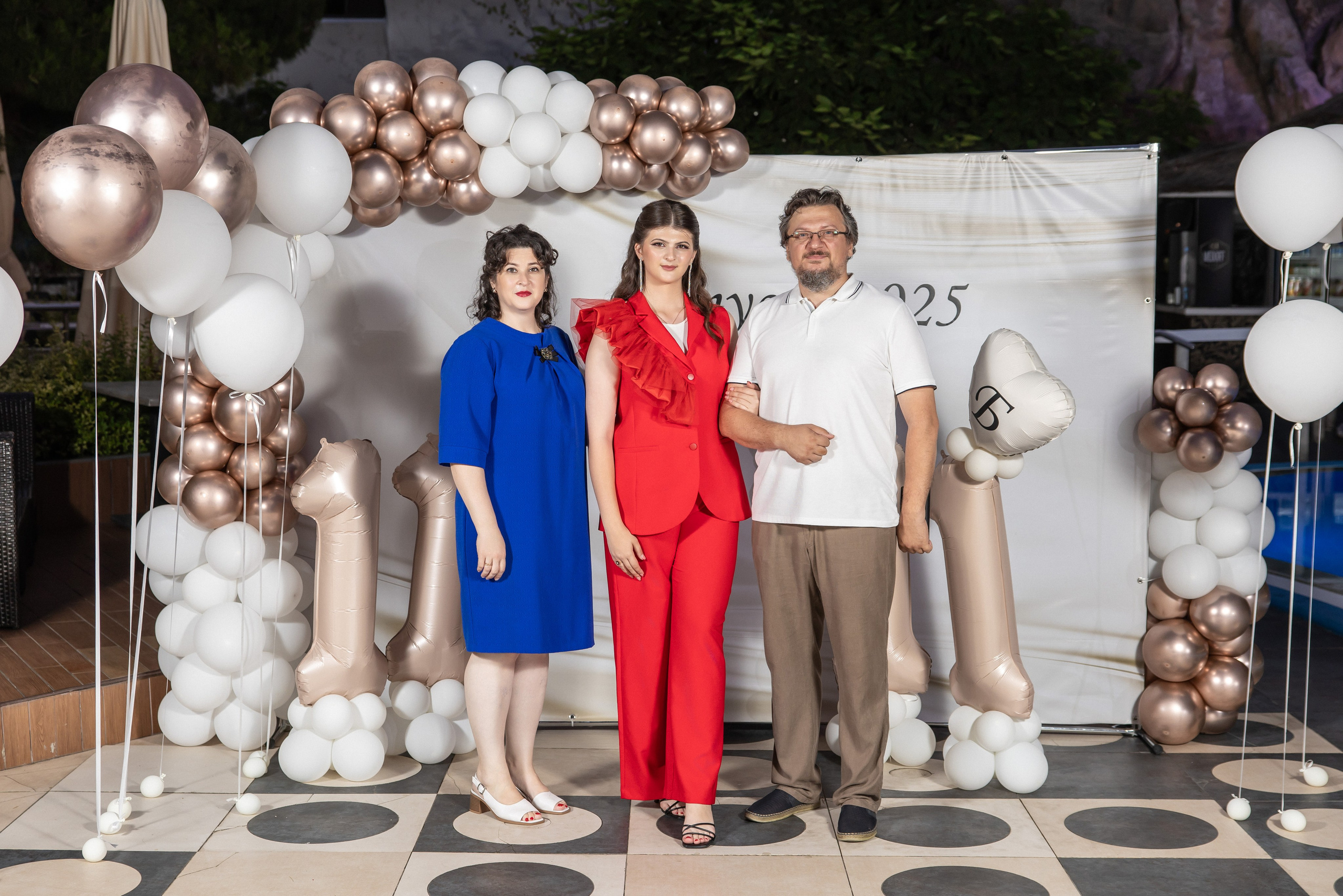 Выпускной 3 школа 25 год. Семейный и свадебный фотограф в Геленджике Михаил Шматов