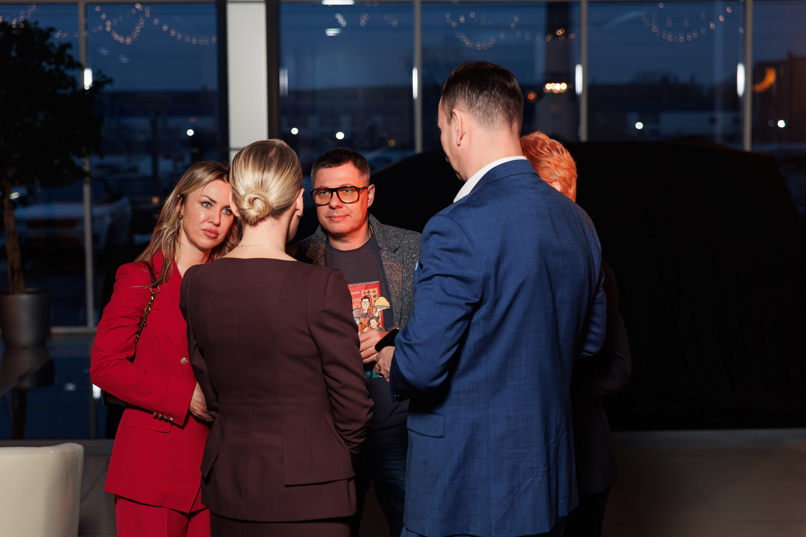 Презентация новой Toyota RAV4. Репортажный и свадебный фотограф в Уфе Павел Кожевников