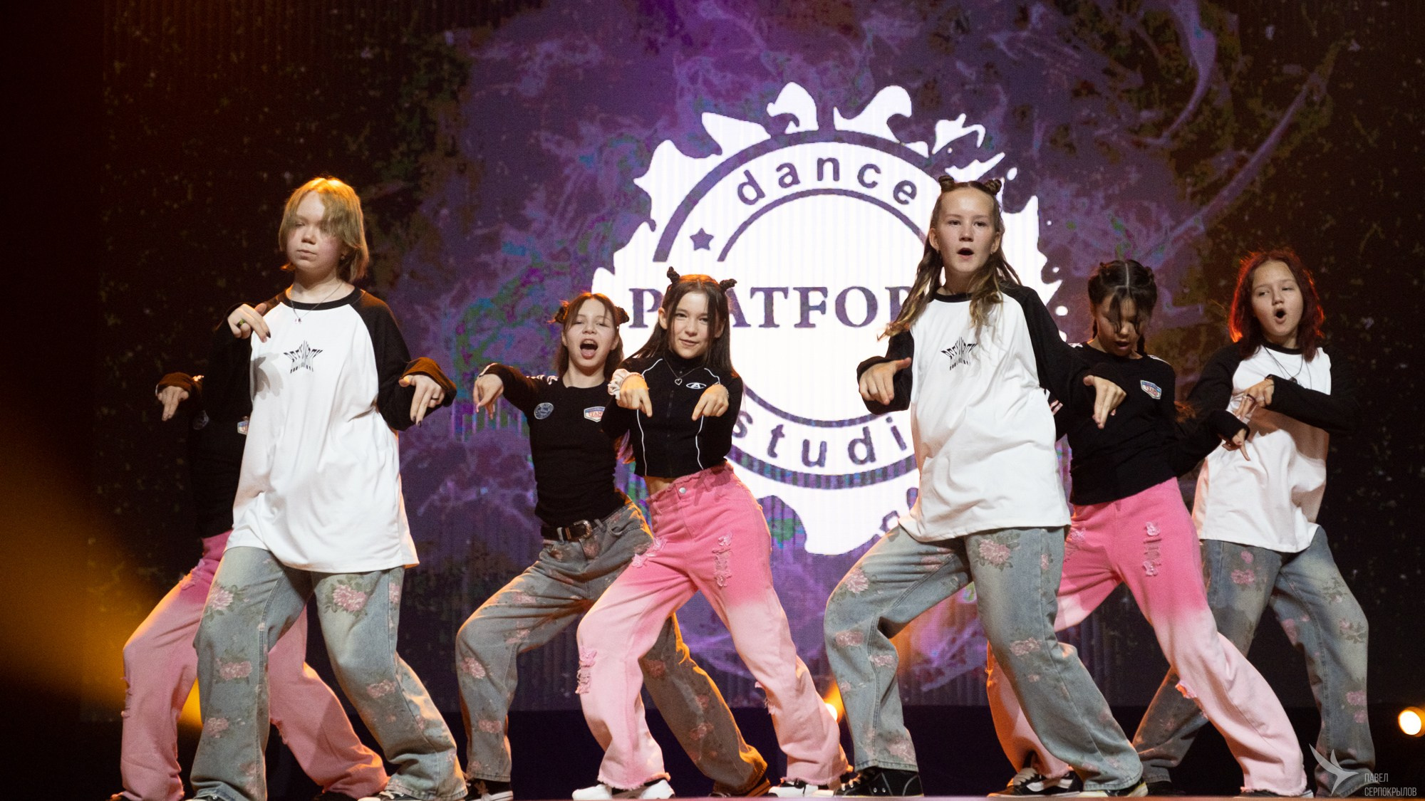 Отчетный концерт студии танцев PLATFORMA. Репортажный фотограф в Казани Павел Серпокрылов