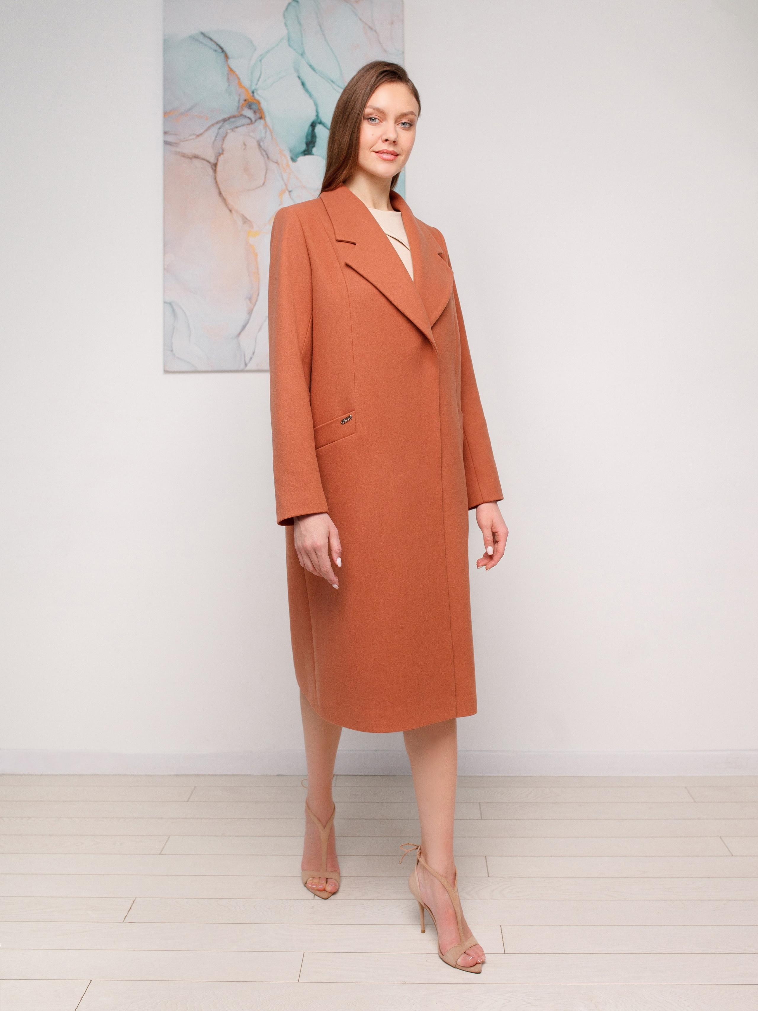 Каталог дорогой женской верхней одежды в Москве