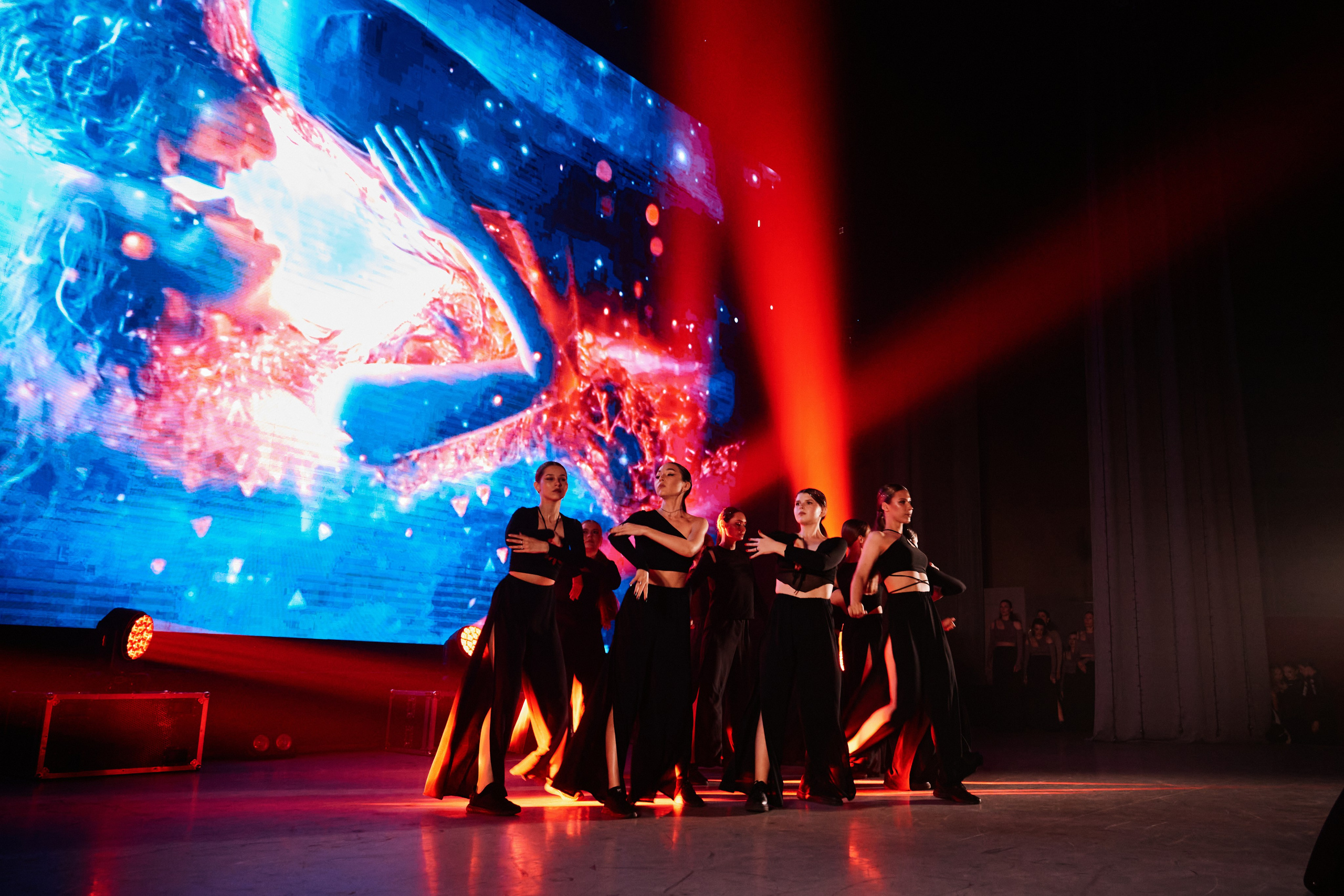 VIVA GLAM Отчетный концерт. Фотограф и видеограф в Кургане Леонид Корнильев