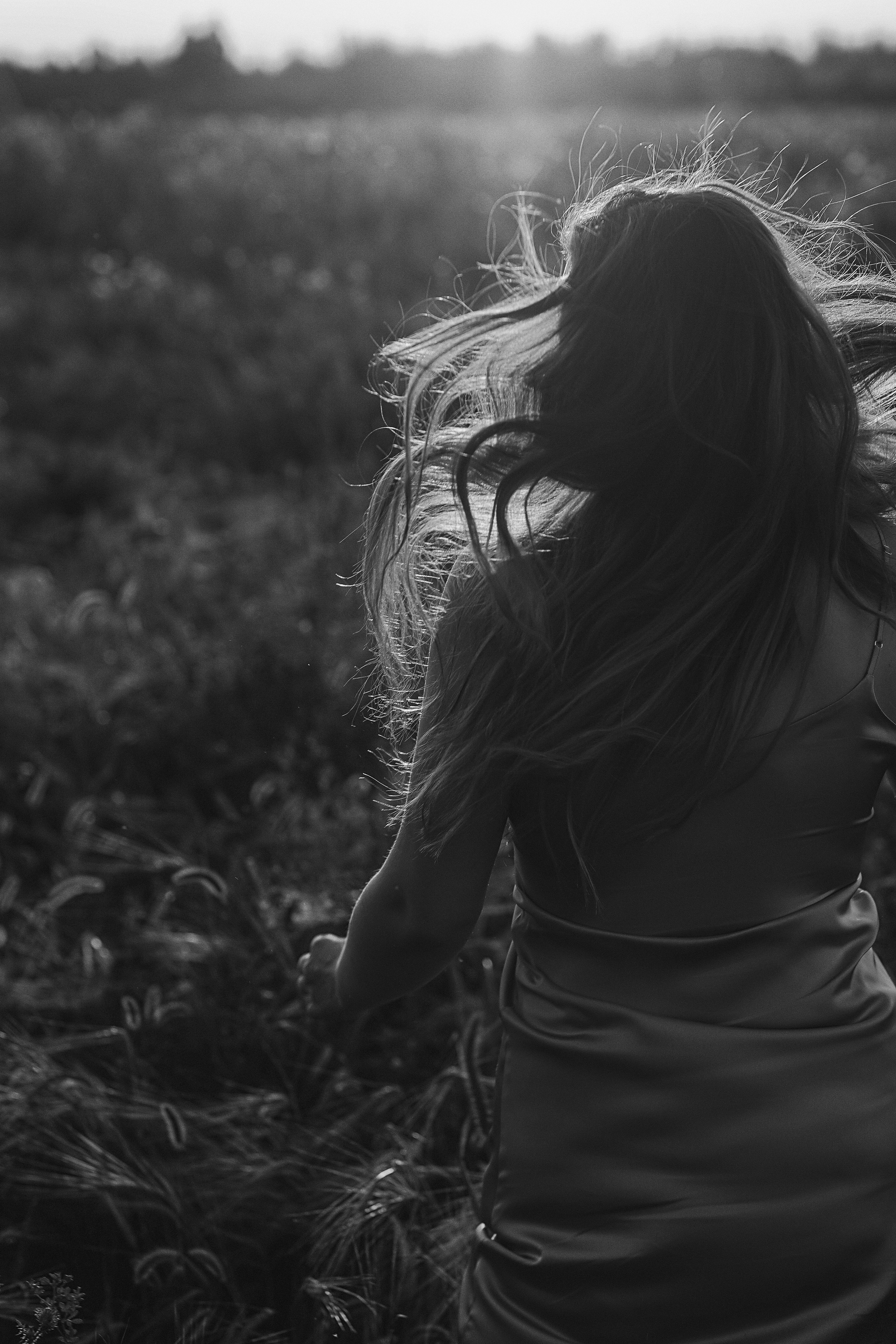 Закатное поле семейная. Семейный фотограф Тюмень, фотограф на роды Салмина Мария