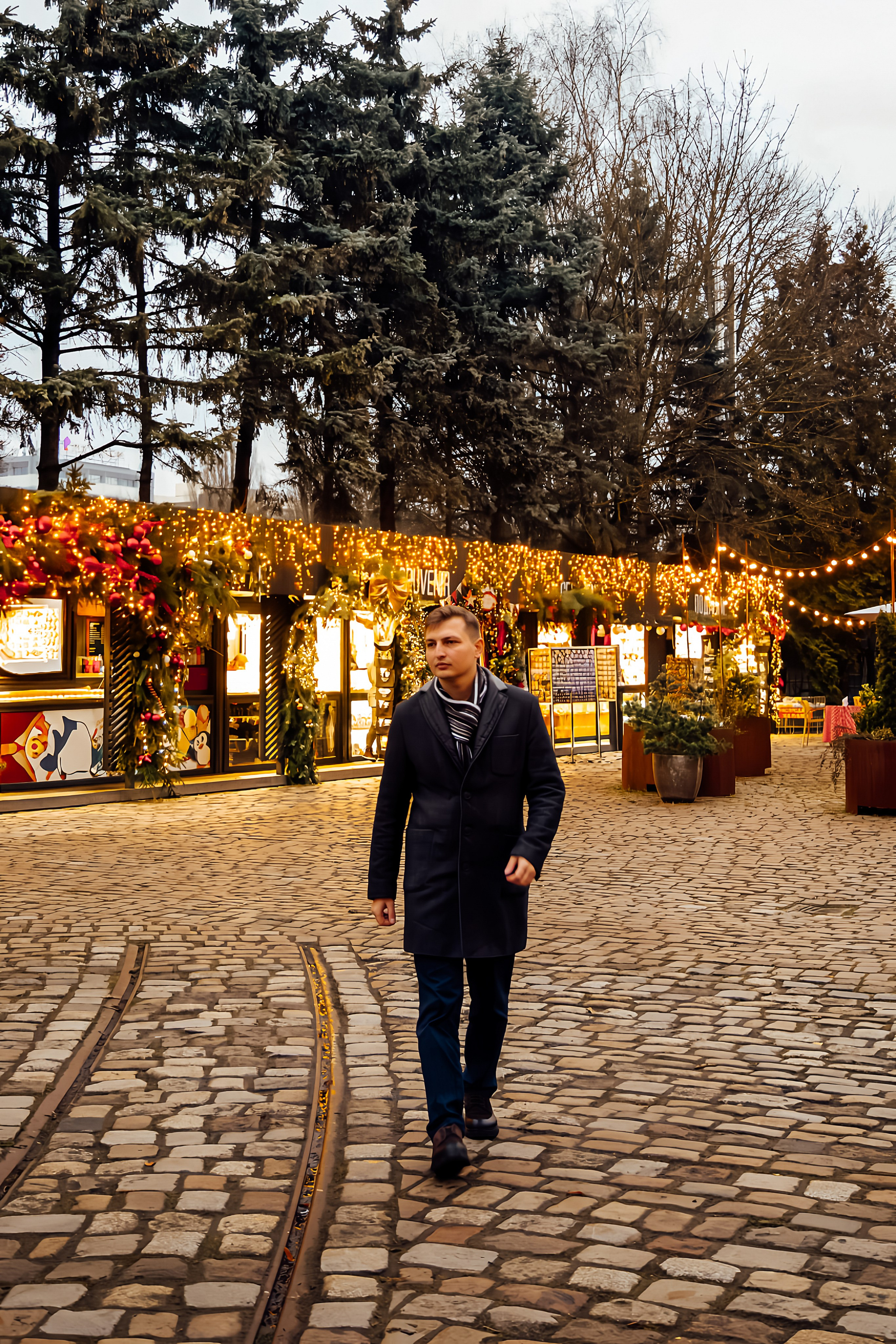 Денис. Https://malovafoto.ru