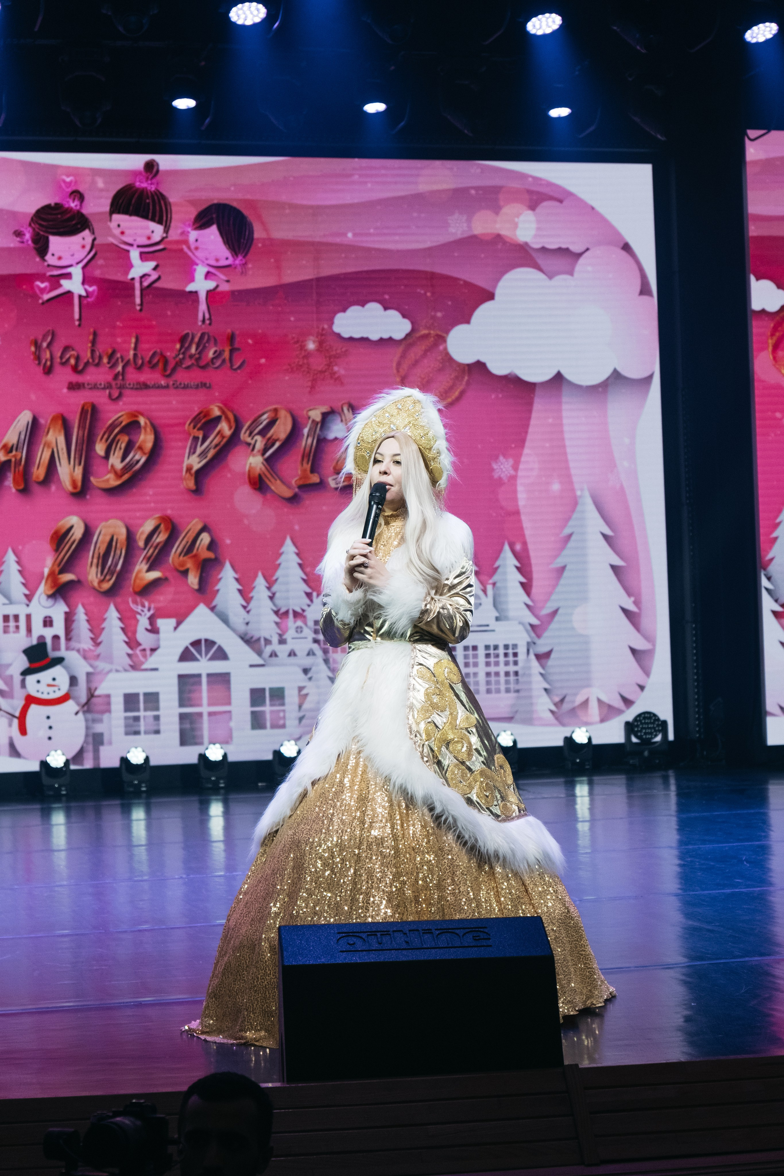 СурГУ 23.12.23. Репортажный и свадебный фотограф в Сургуте