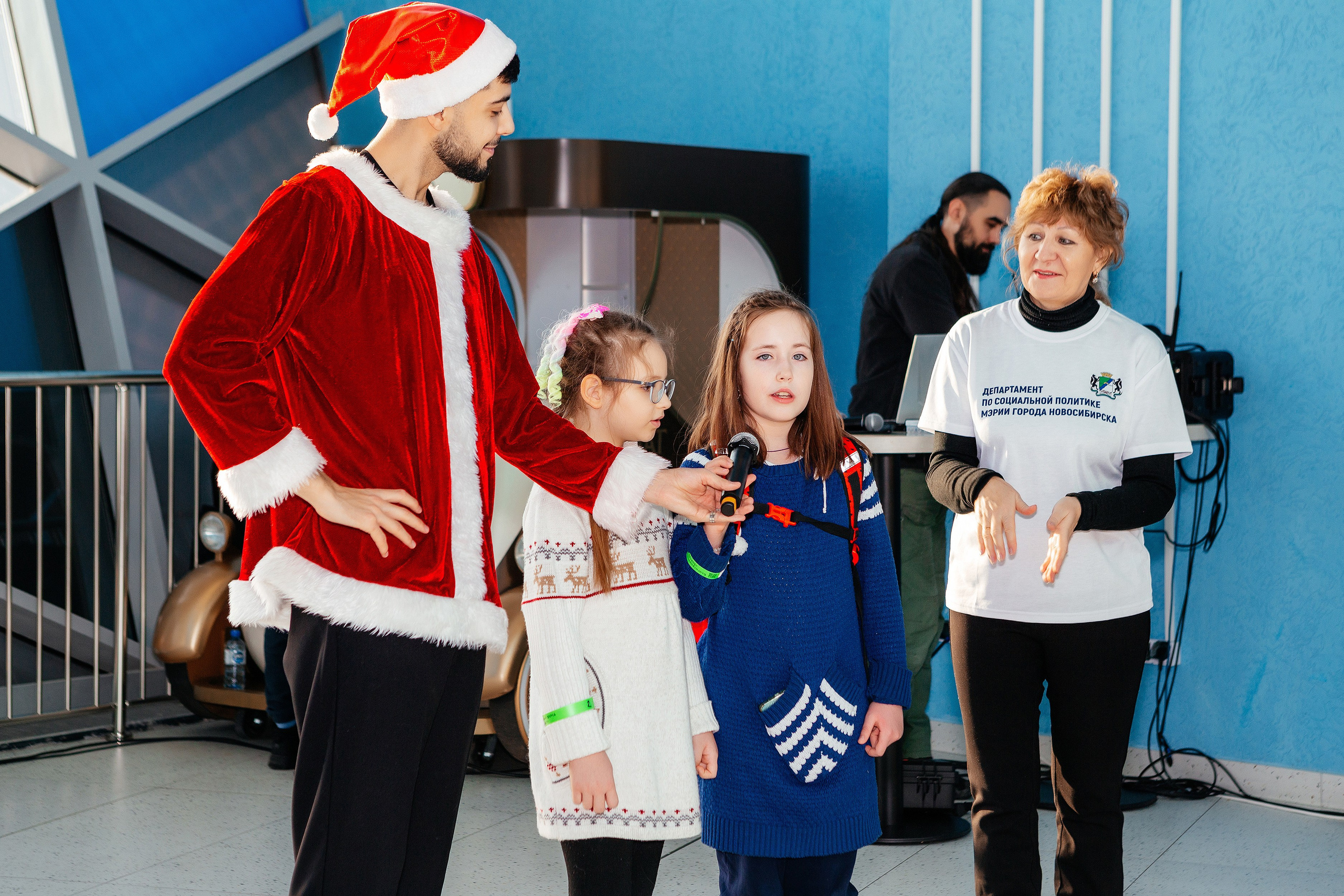 Благотворительный НГ. Фонд Завтра. Контент фотограф, съемка для маркетплейсов, фуд съемка и репортажи в Новосибирске Ралия Галеева