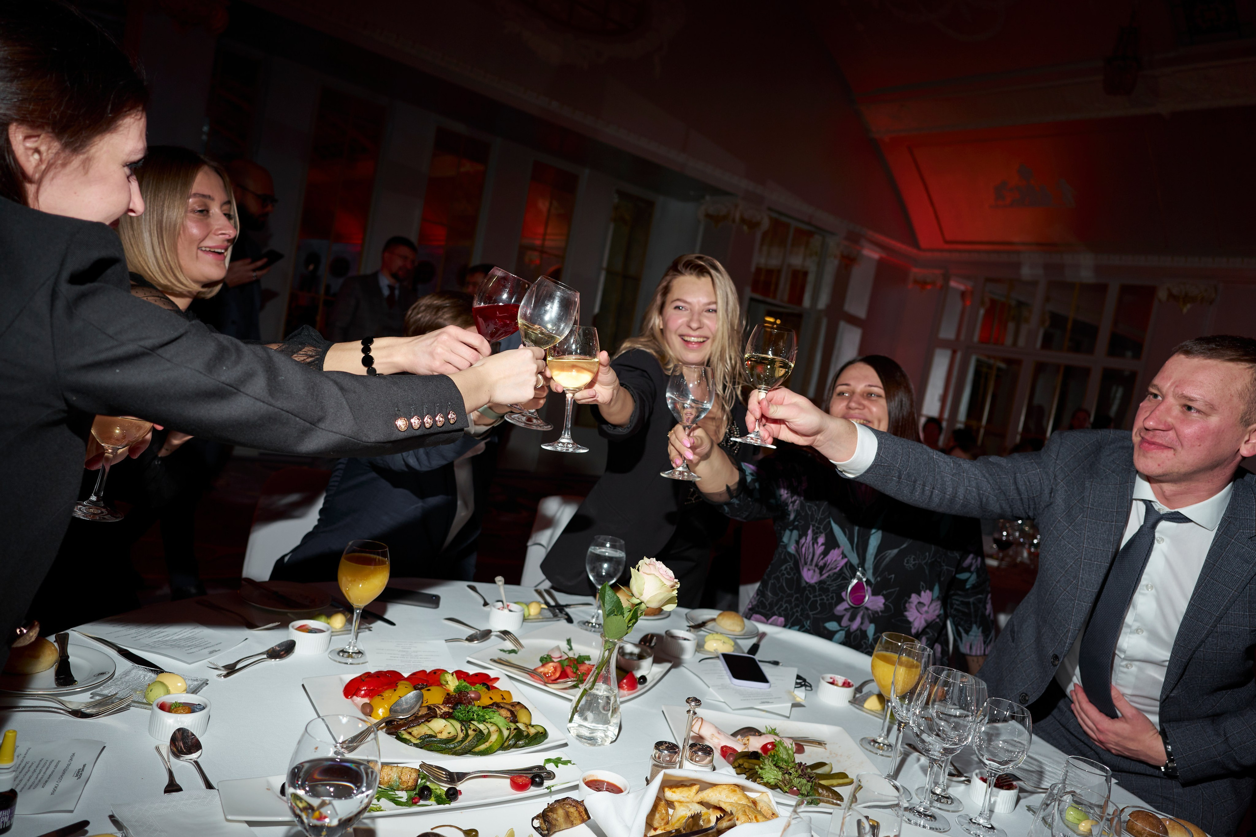 Премия: Партнер года. Коммерческий и репортажный фотограф в Санкт-Петербурге — Туся Сушка