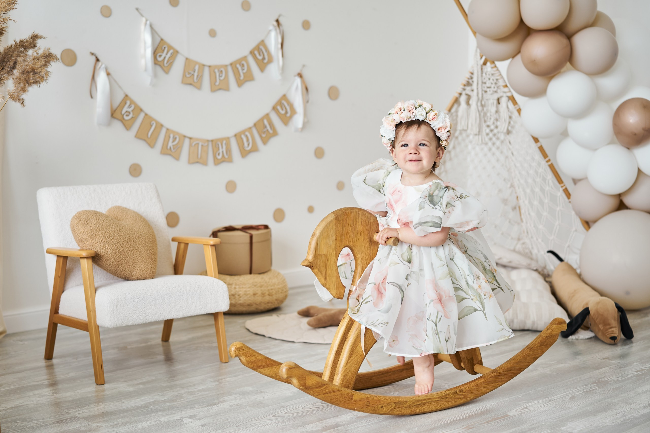 Семейная фотосессия в студии. Фотограф Екатеринбург Кокшарова Александра