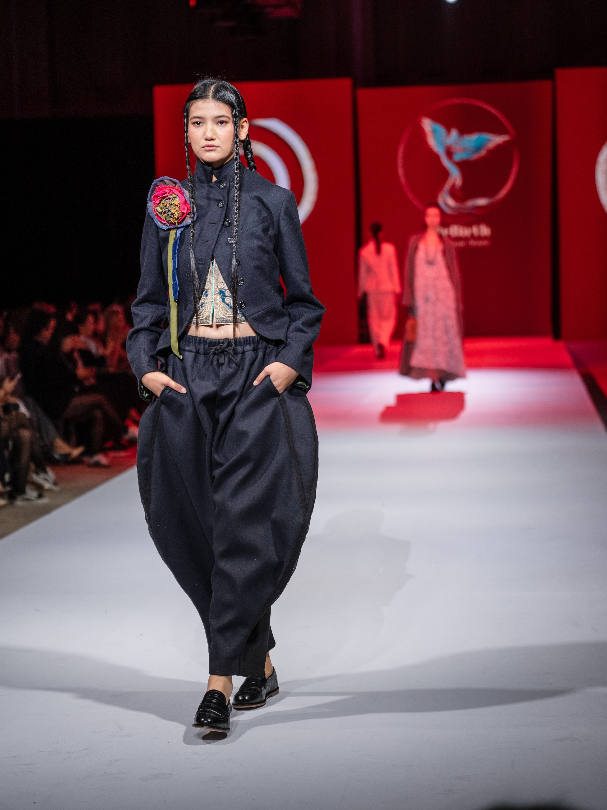 EURASIAN FASHION WEEK Reberth. Сайт Алматинского НЮ АРТ, будуар и фэшн фотографа Дениса Карпенко