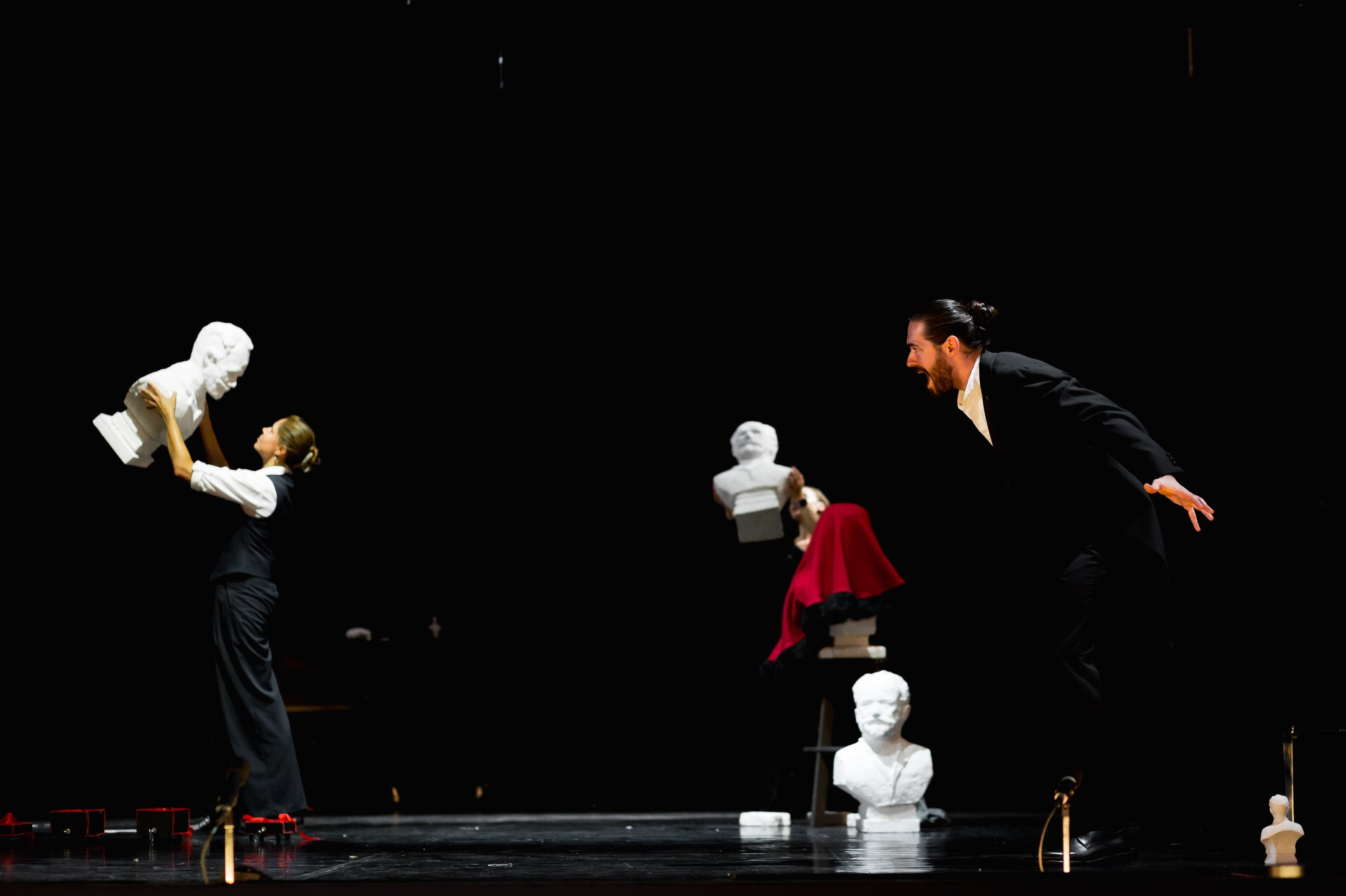 Спектакль Приглушенные голоса в Театре Эрмитажа (+репетиция). Семейный и портретный фотограф в Санкт-Петербурге Андрей Воробьев