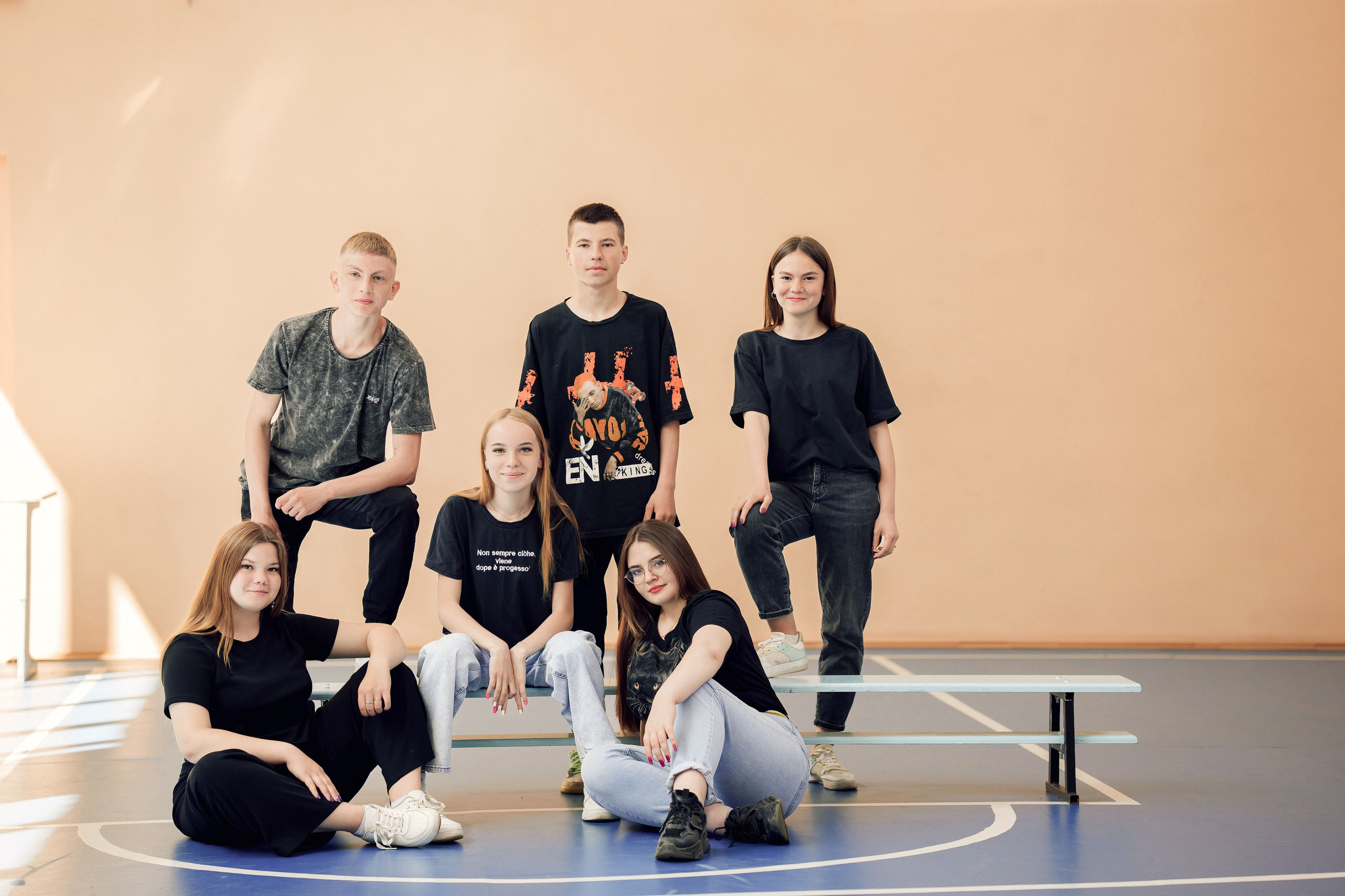 ФОТО СТАРШАЯ ШКОЛА. Выпускные альбомы ДНР, Донецк