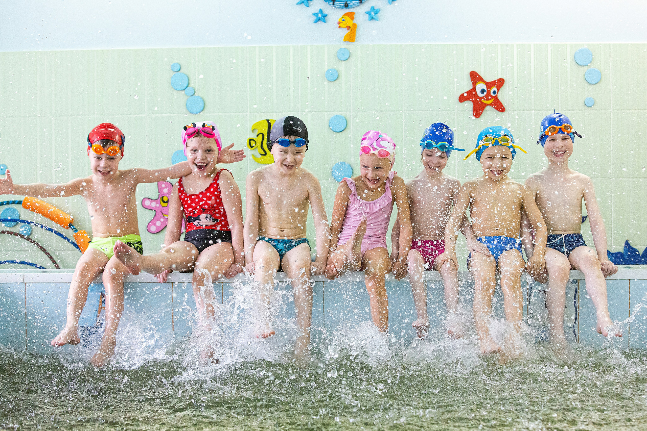 Бассейн в детском саду. Свадебный, семейный, детский фотограф в Санкт-Петербурге