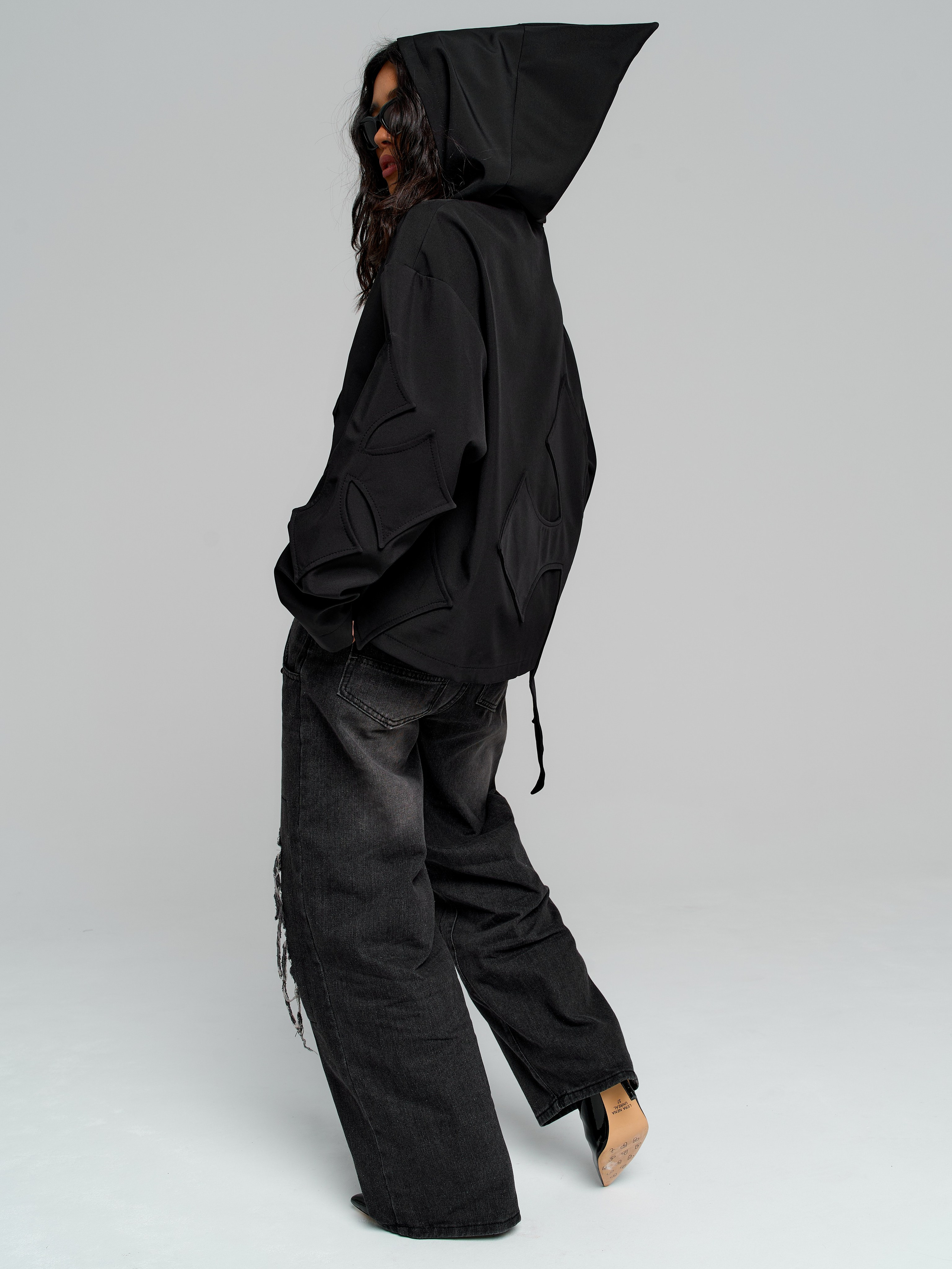 Худи. Фотограф для маркетплейсов в Москве