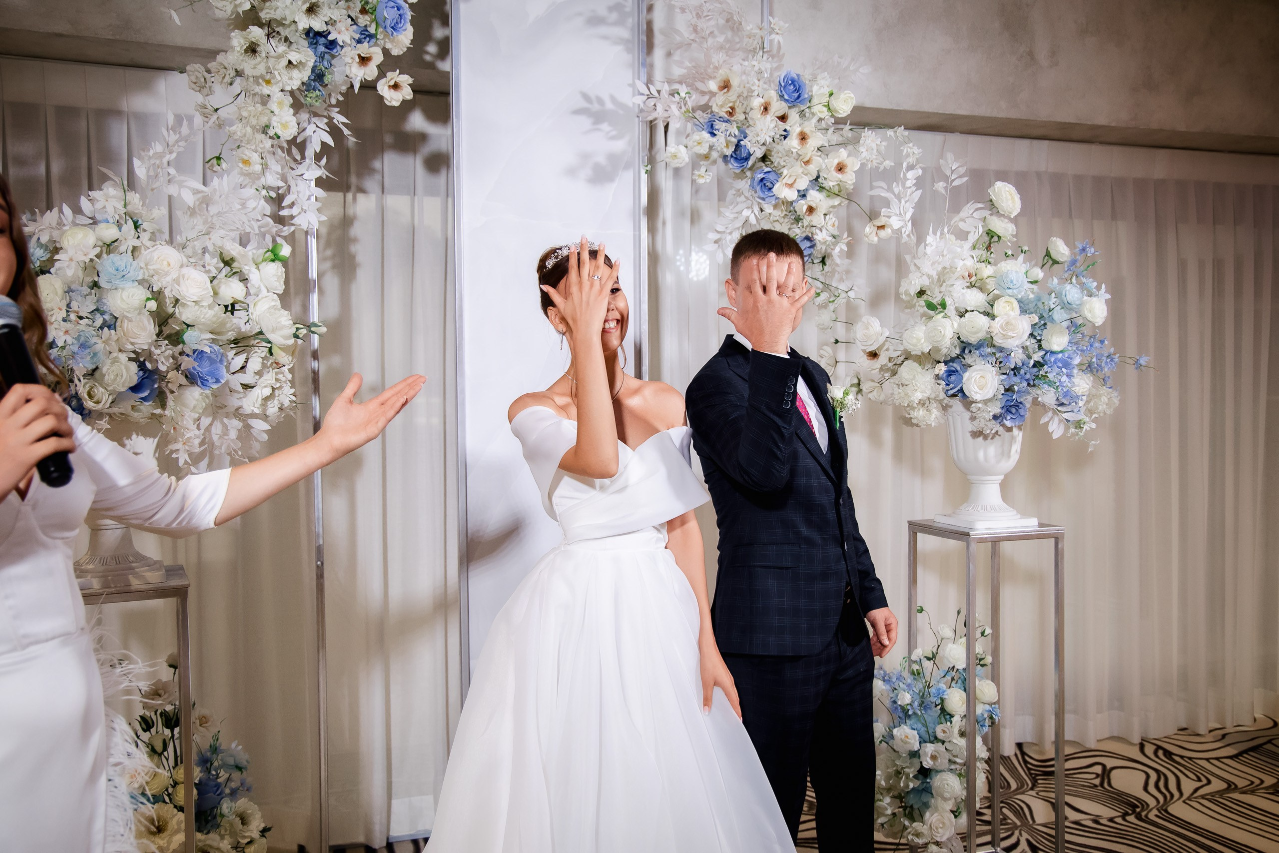 Евгений и Юлия. Совместные сборы. Интурист. Выездная. Фото с Китами. Свадебный фотограф в Хабаровске