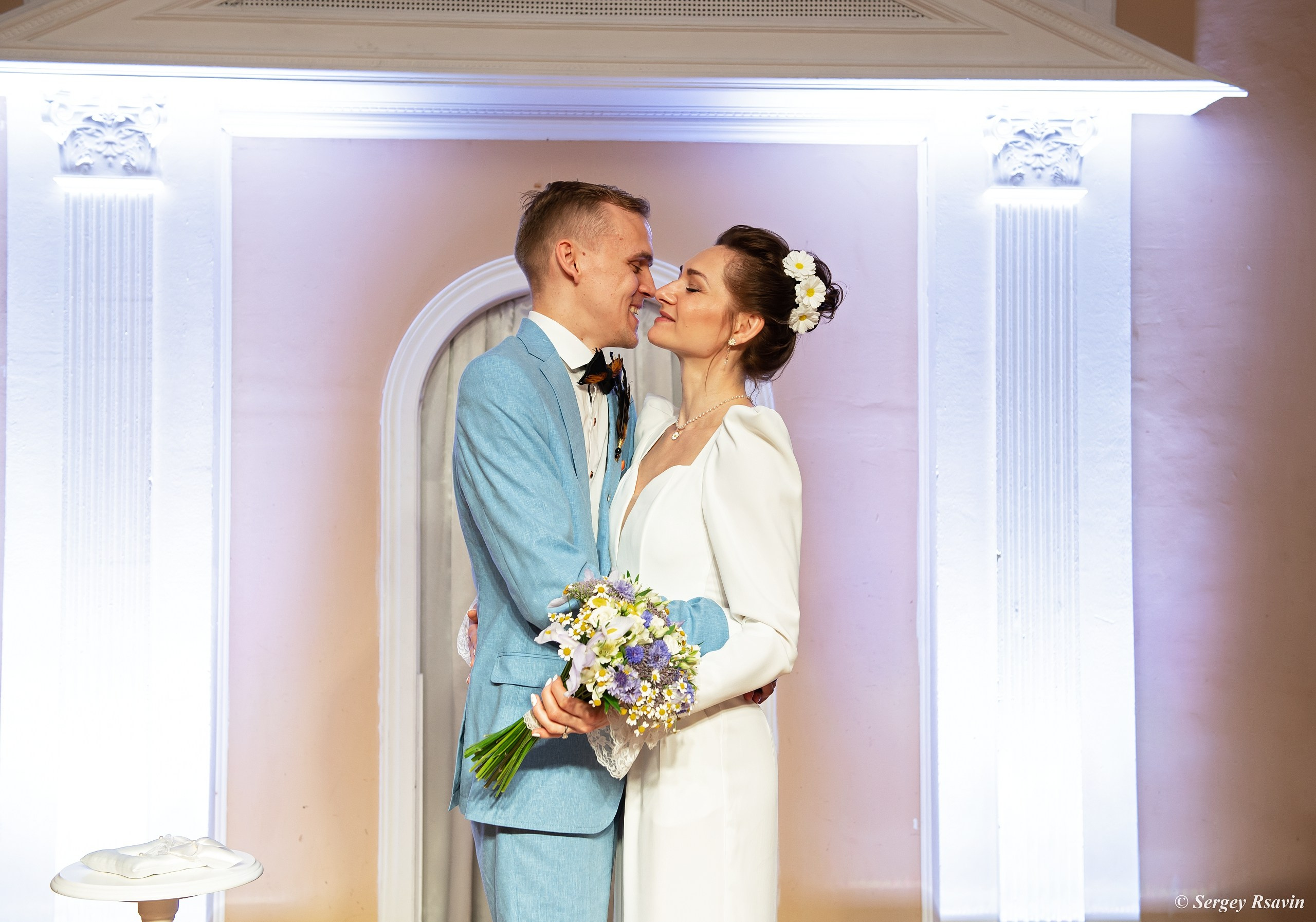 Регистрация в ЦМИ. Фотограф в Москве Сергей Рсавин