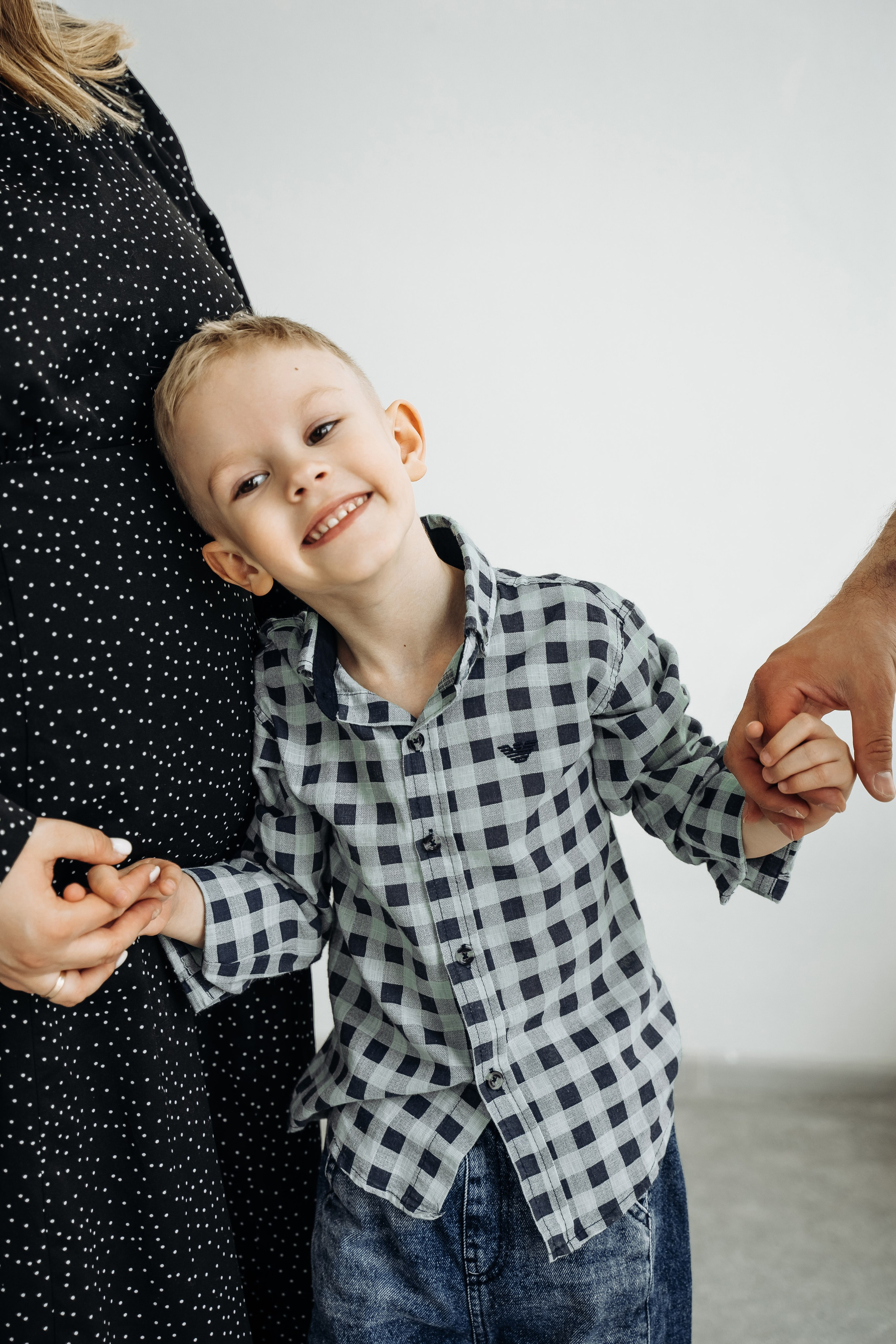 Вдвоём хорошо, но втроём. Моменты и истории о вас настоящих