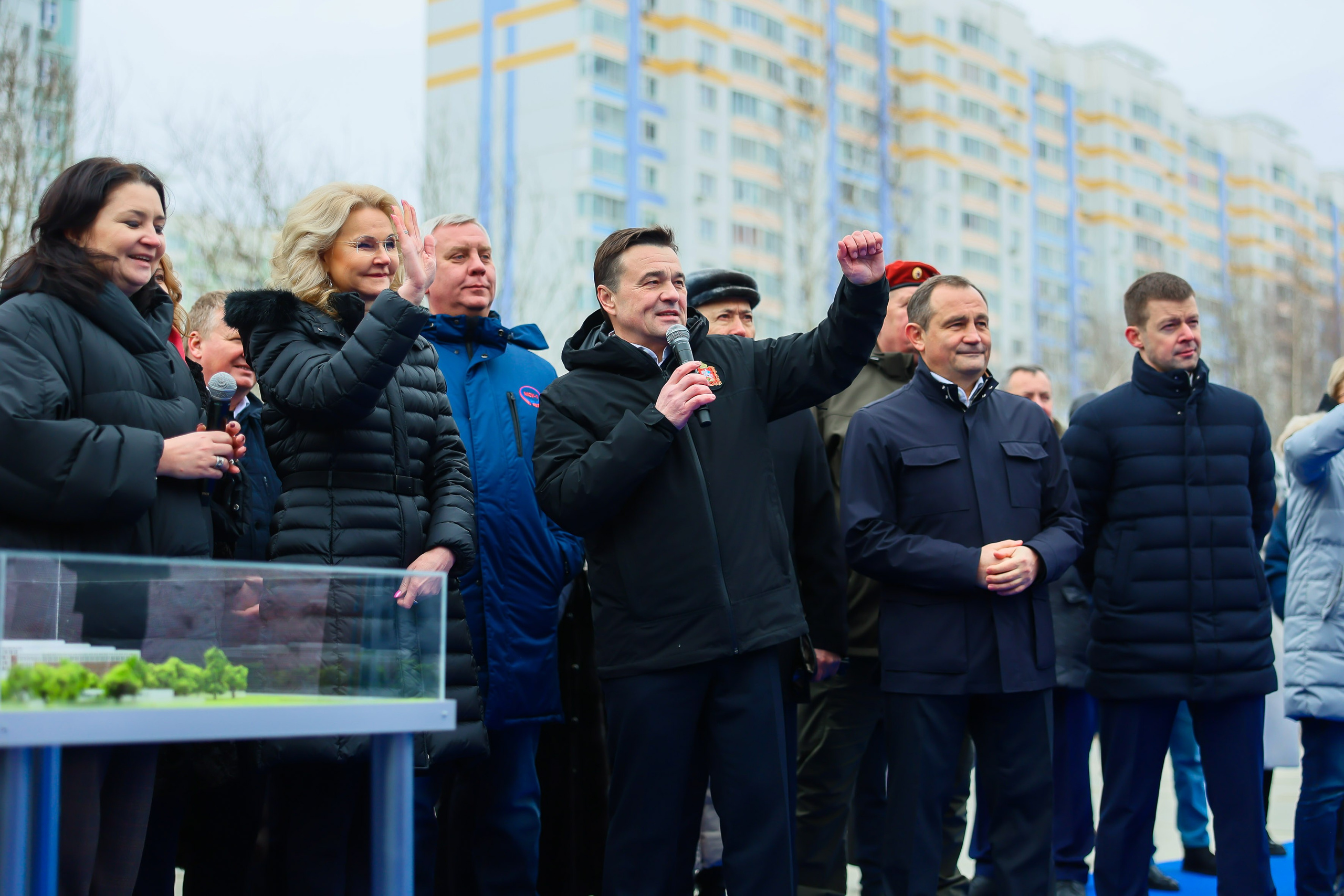 Строим Балашихинскую областную больницу. Моя фотография