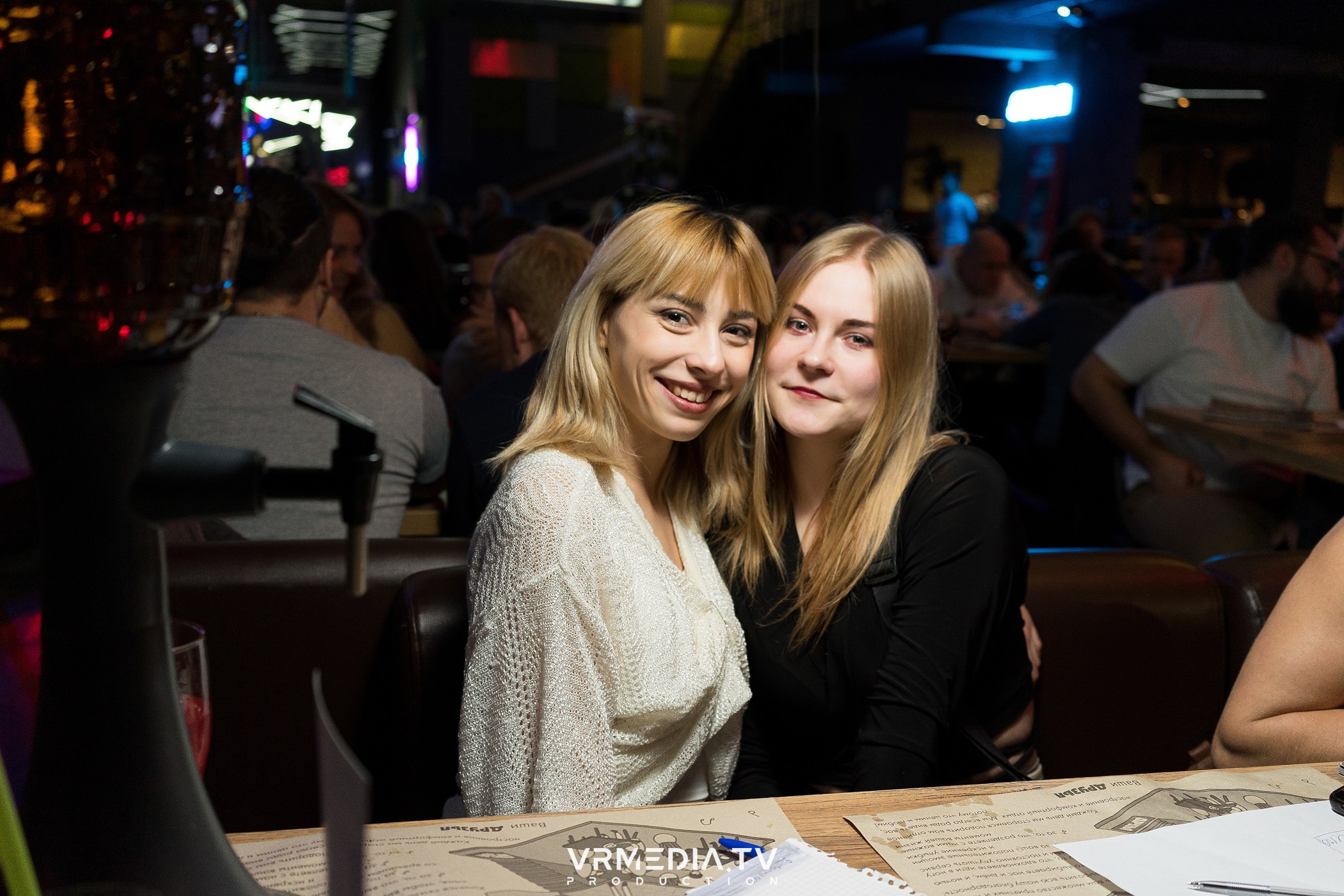 WoW QuiZ в баре «Друзья»